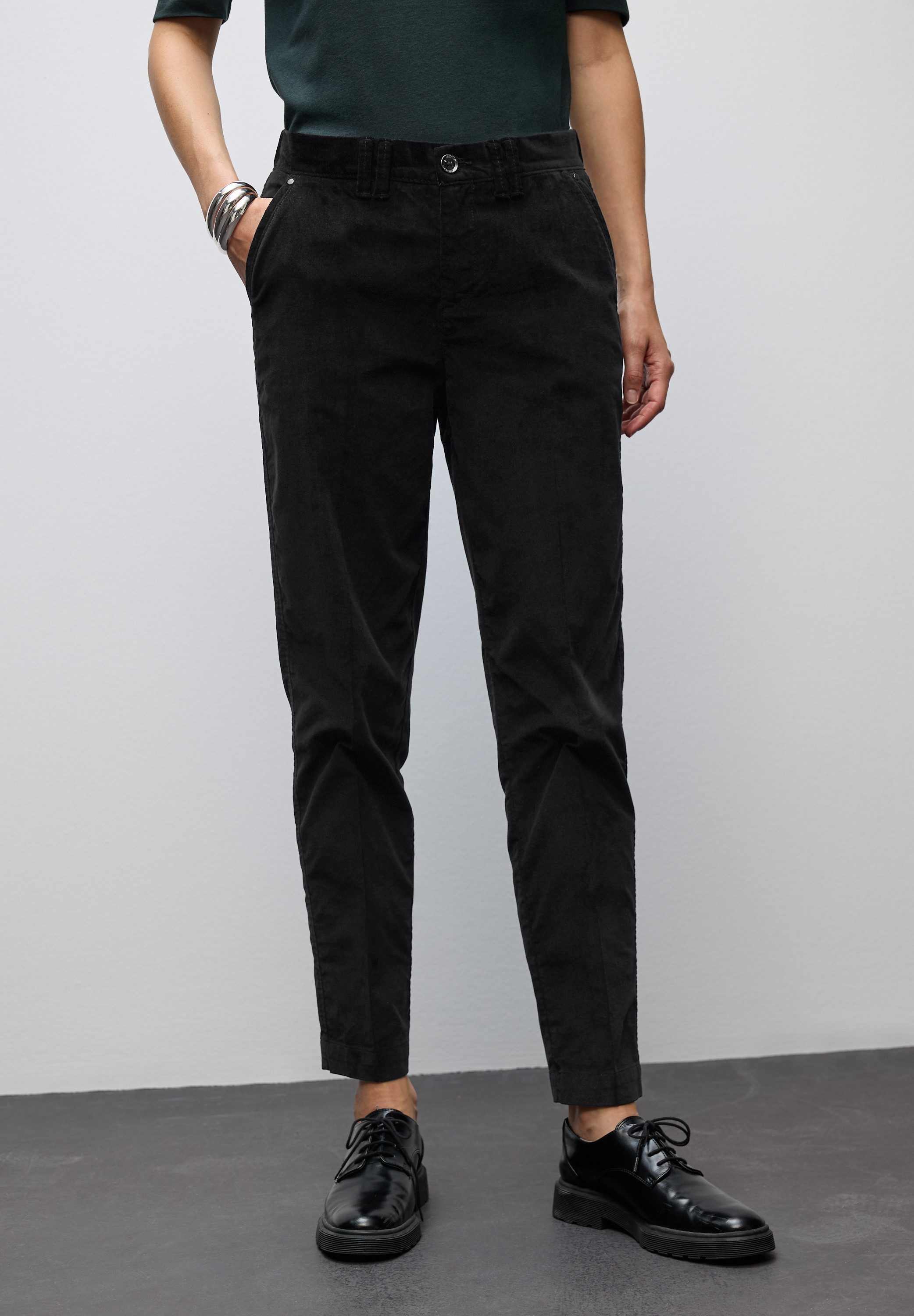 STREET ONE Chinohose Velvet mit Taschen günstig online kaufen