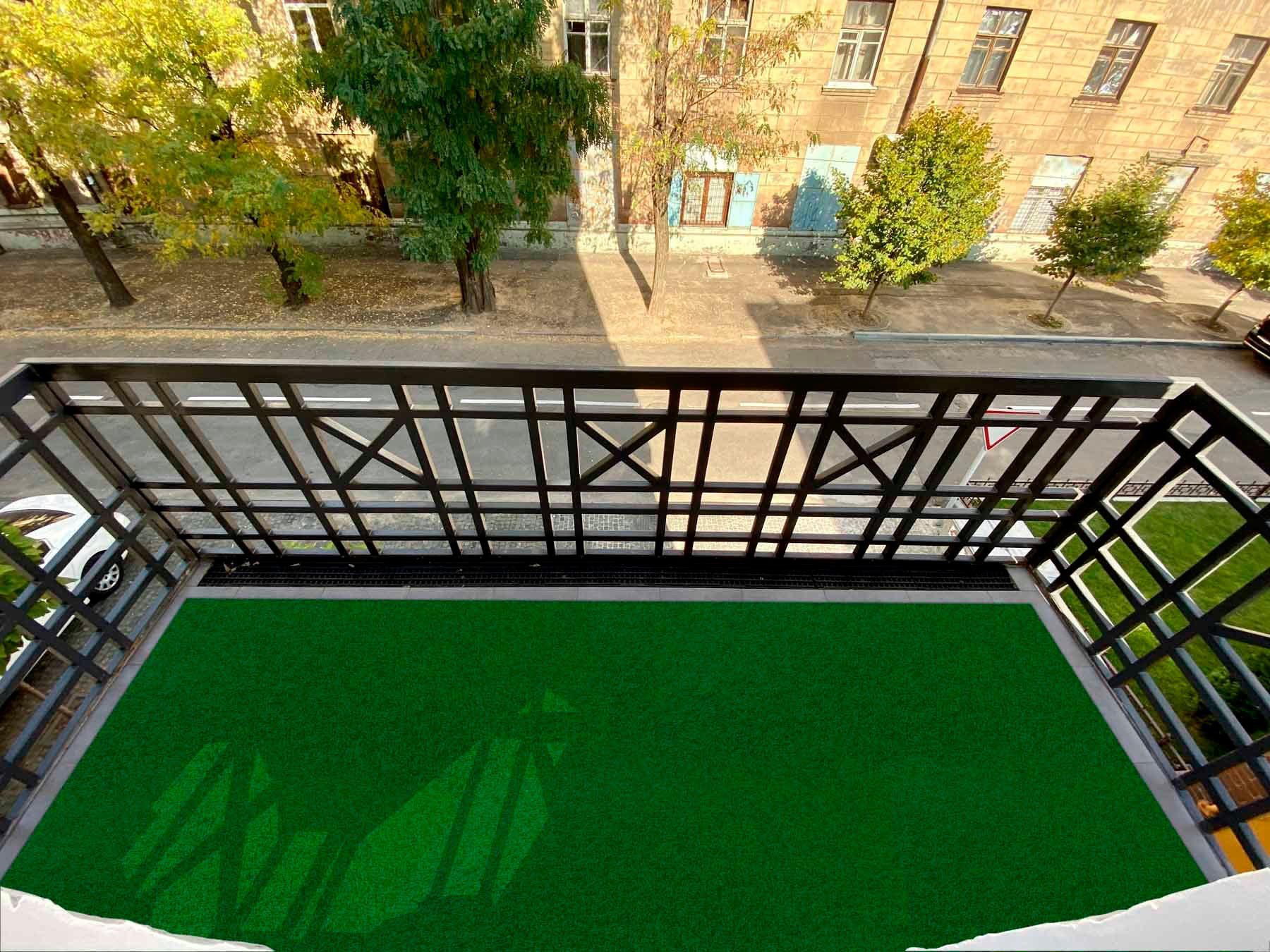 Primaflor-Ideen in Textil Kunstrasen PORTO, Gesamthöhe 10 mm, Made in Netherlands, rechteckig, aus Nadelfilz, mit Drainage-Noppen, für Balkon & Terrasse