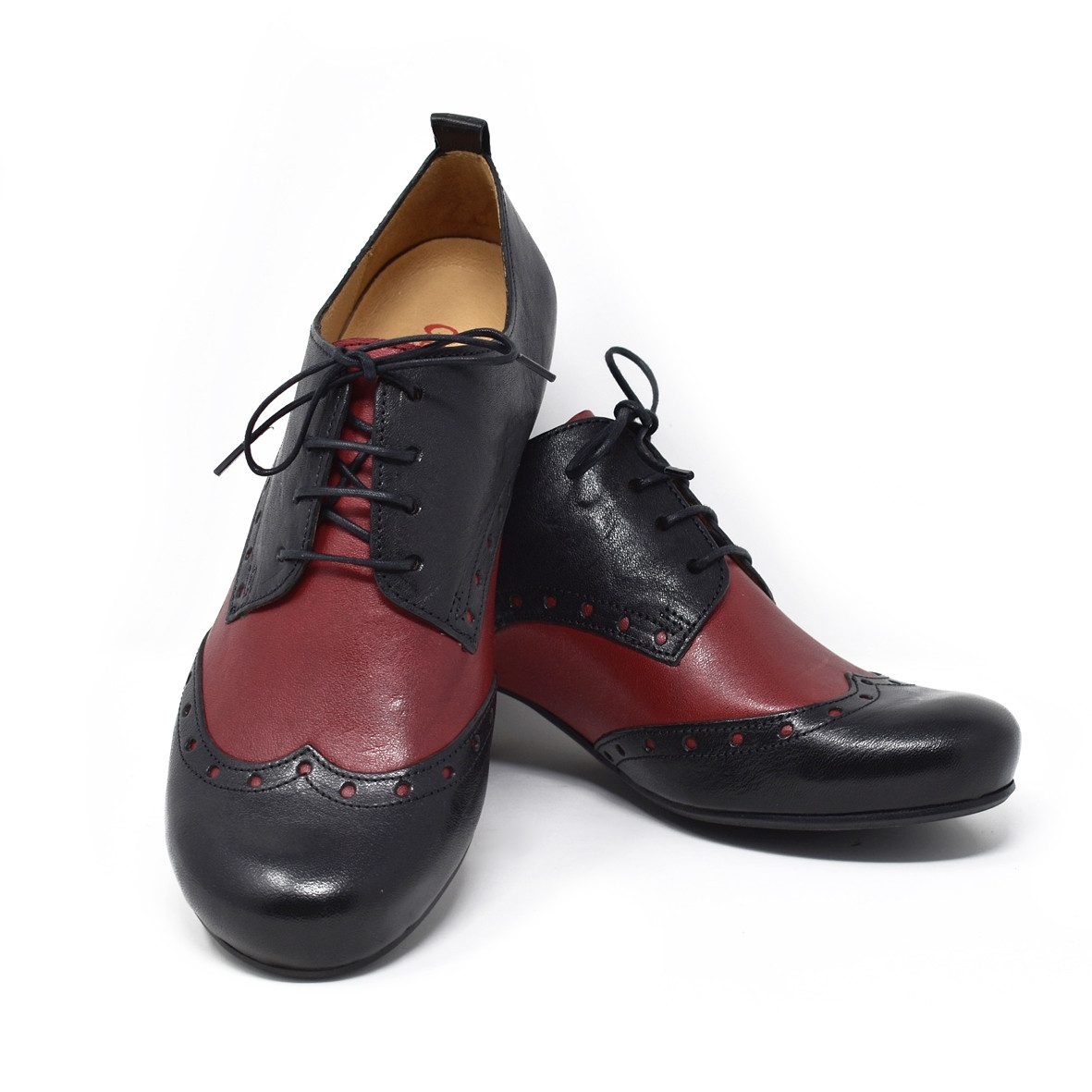 Claudio Nero Auri Hochfrontpumps