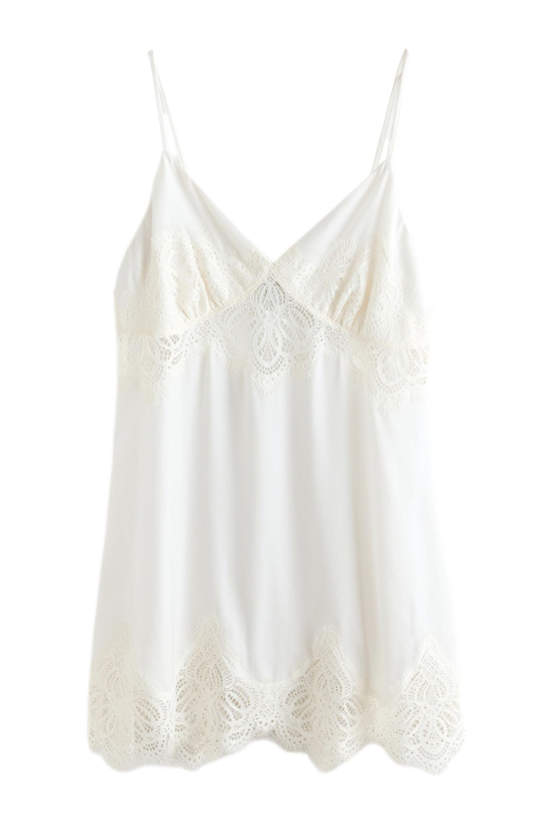 B by Ted Baker Nachthemd B by Ted Baker Braut-Negligé aus Satin mit Spitze (1-tlg)