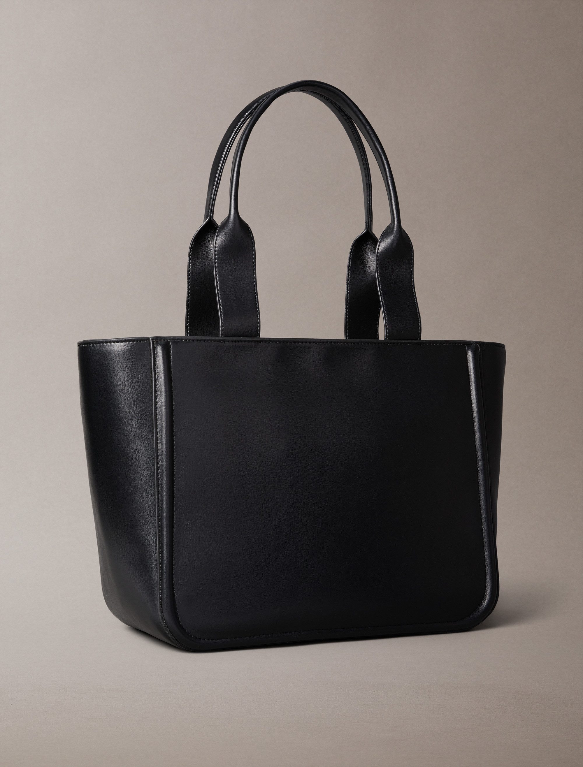 Calvin Klein Jeans Tragetasche SANDI TOTE, Damen Henkeltasche, Schultertasc günstig online kaufen