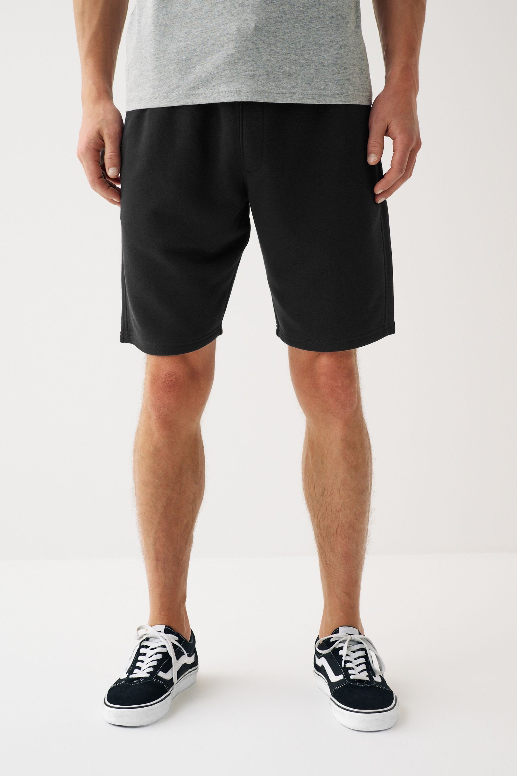 Next Sweatshorts (1-tlg) Black