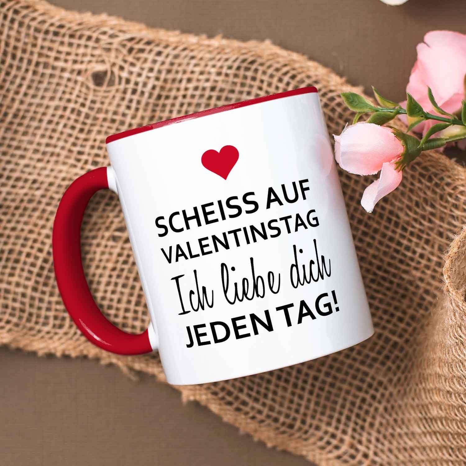 GRAVURZEILE Tasse mit Spruch - Scheiss auf Valentinstag - Geschenk für Ihn & Sie, aus Keramik - Spülmaschinenfest, Farbe: Rot