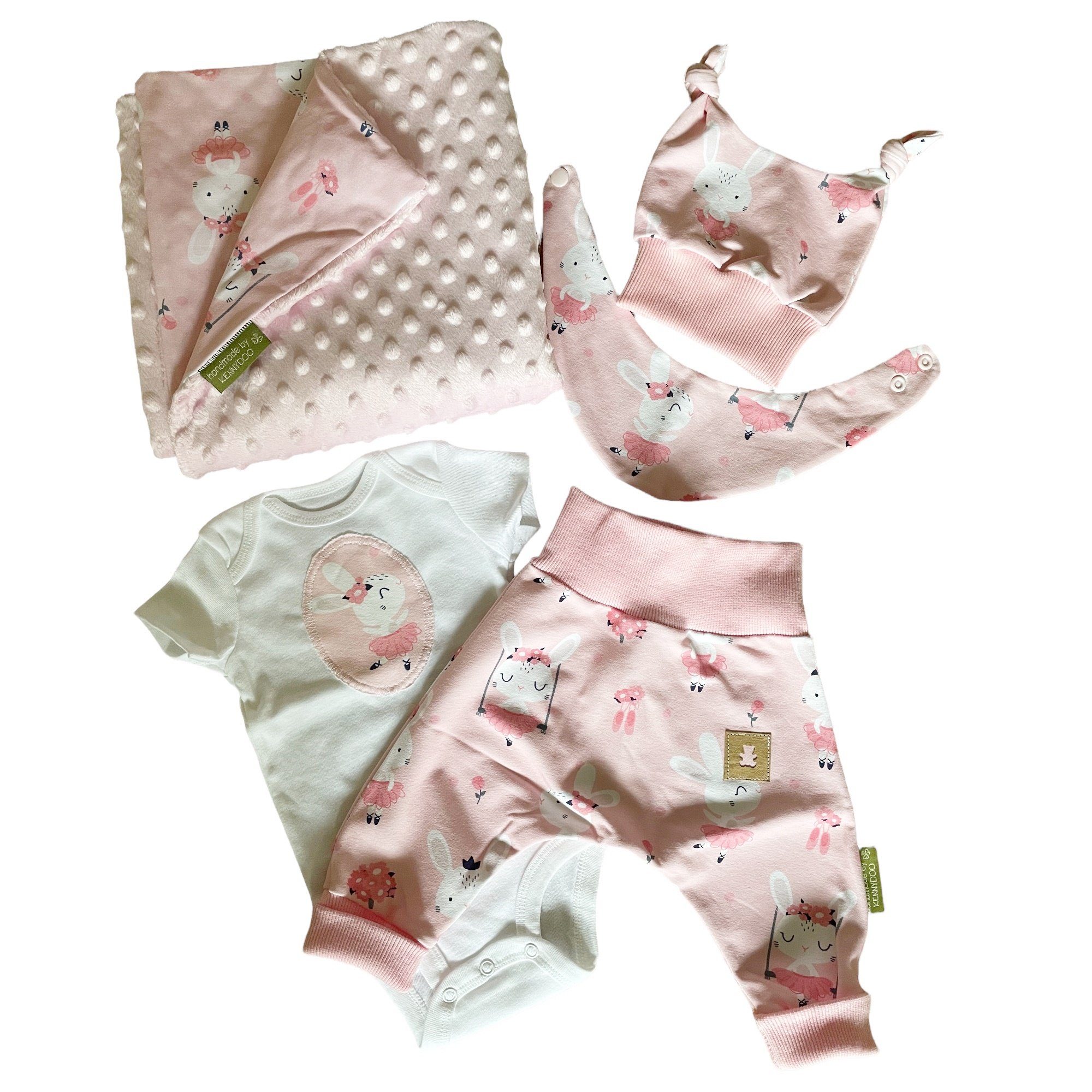 kennydoo Erstausstattungspaket Baby Set teilig) Hose, in (5 Halstuch, Knoten-Mütze, Handmade Decke, Erstausstattung Body, DE Baby Hasenmädchen