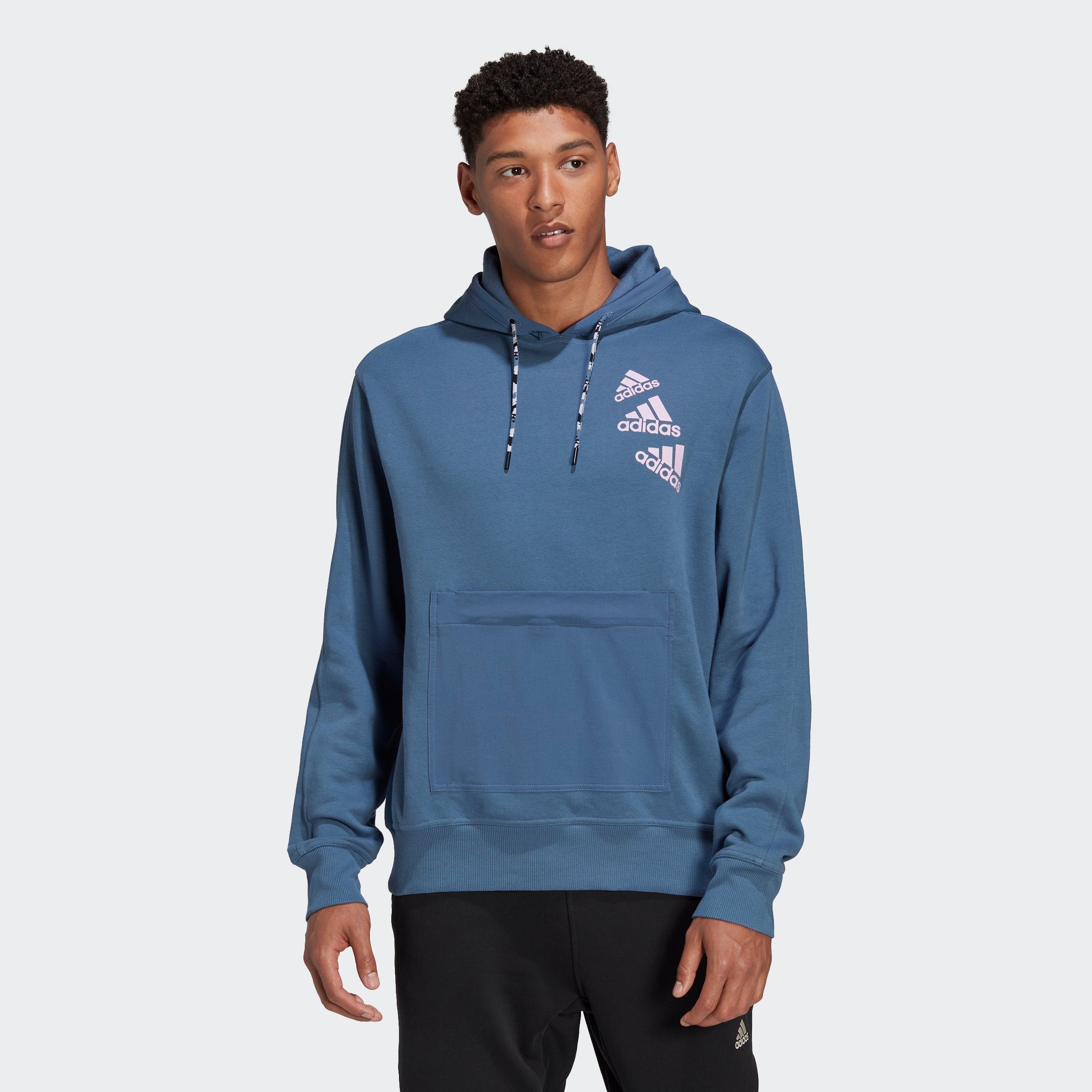 adidas Sportswear HOODIE FLEECE BRANDLOVE – ESSENTIALS Kapuzensweatshirt blau GENDERNEUTRAL