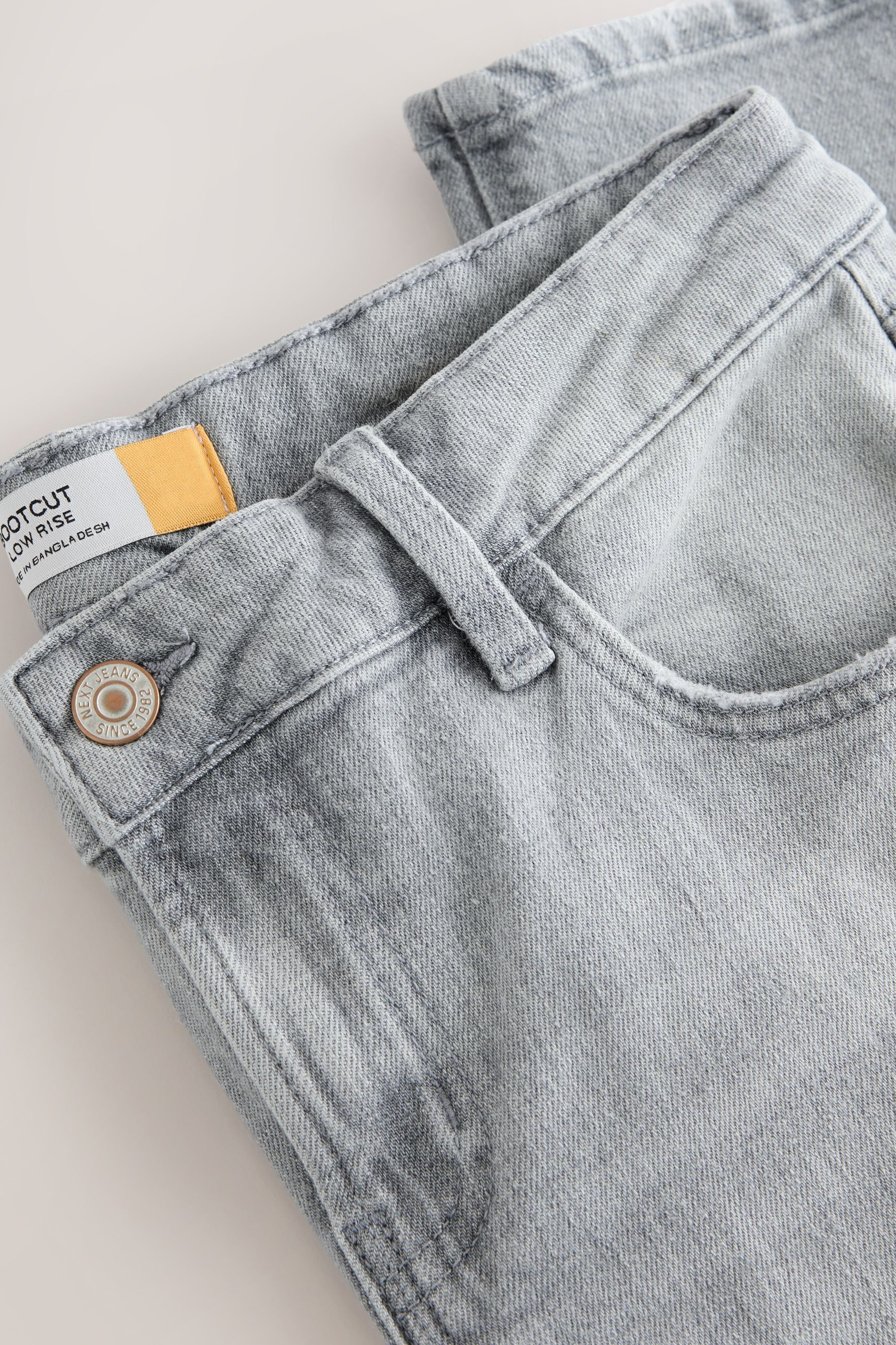 Next Bootcut-Jeans Bootcut Jeans mit niedriger Leibhöhe (1-tlg)