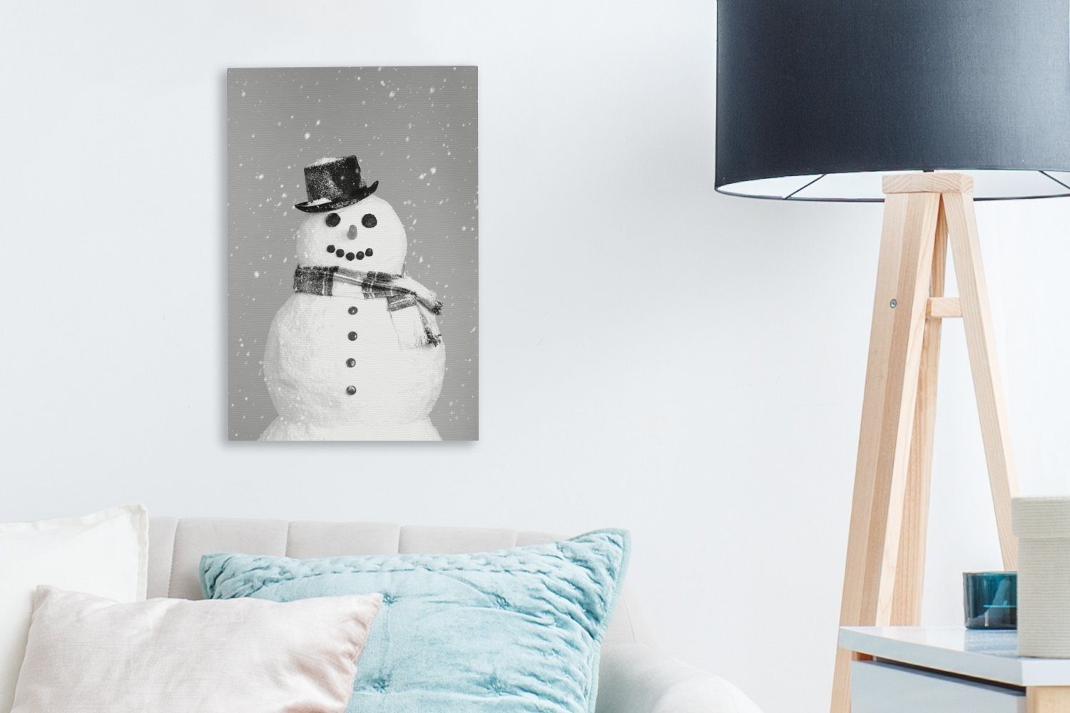 OneMillionCanvasses® Leinwandbild cm weiß, Leinwandbild und Gemälde, 20x30 St), Weihnachten glücklicher - Zackenaufhänger, (1 Ein Schneemann zu fertig bespannt schwarz inkl