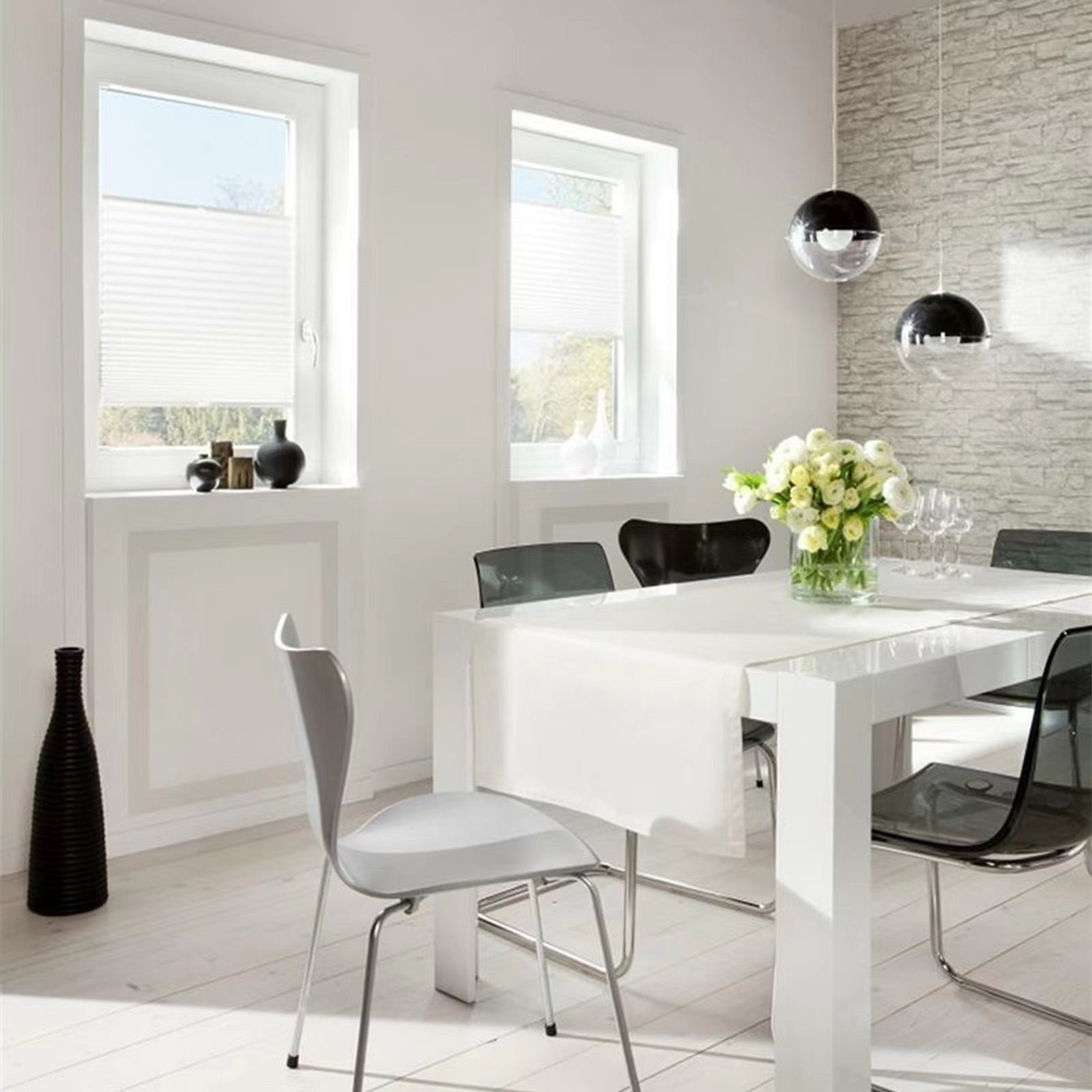 OUBO Plissee Faltrollo Ohne Bohren, blickdicht, Klemmträger,Easyfix, Lichtschutz, verspannt, Klemmfix, Jalousie für Fenster & Tür