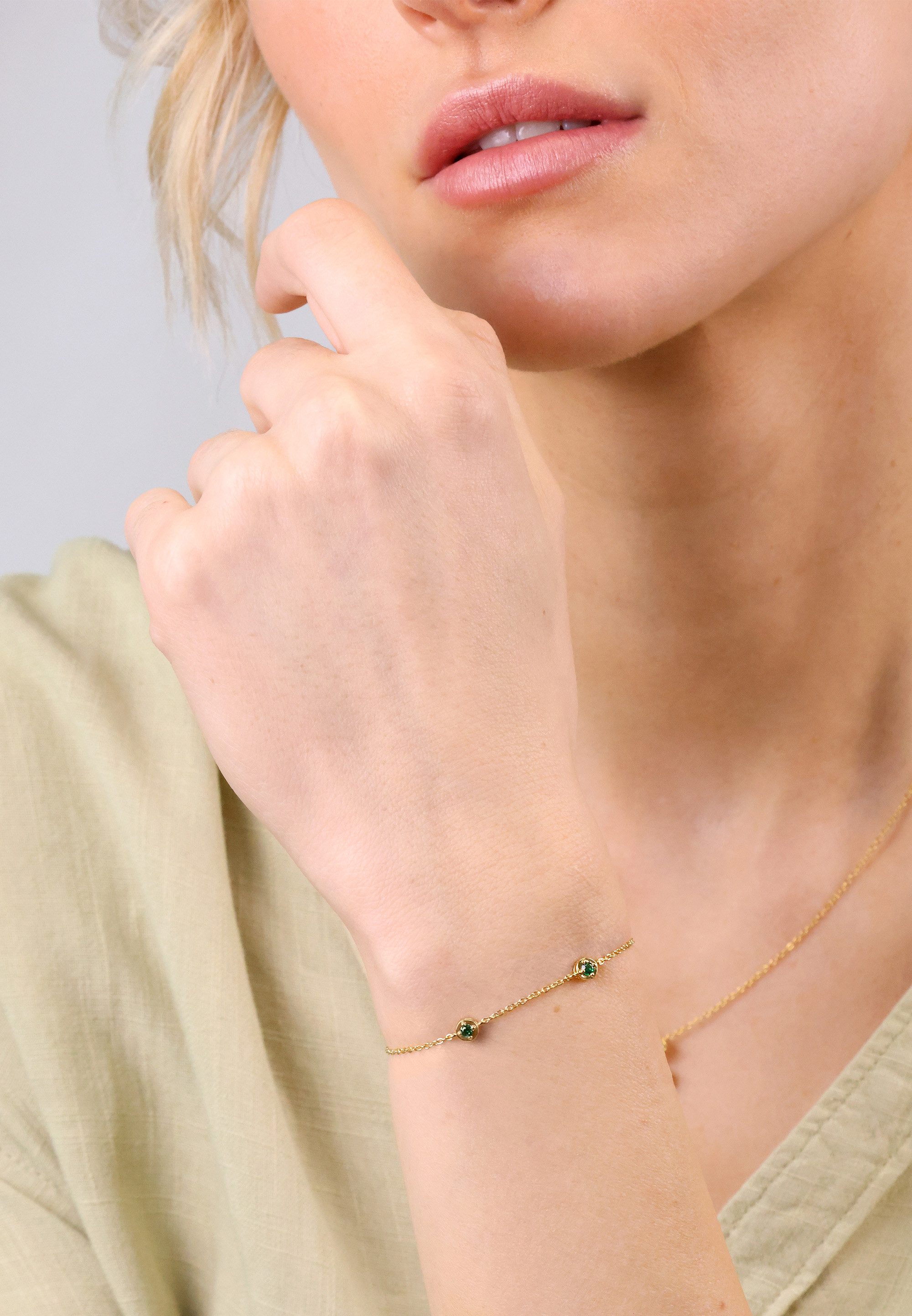 NANA KAY Armband Delicate Touch, mit grünem Stein