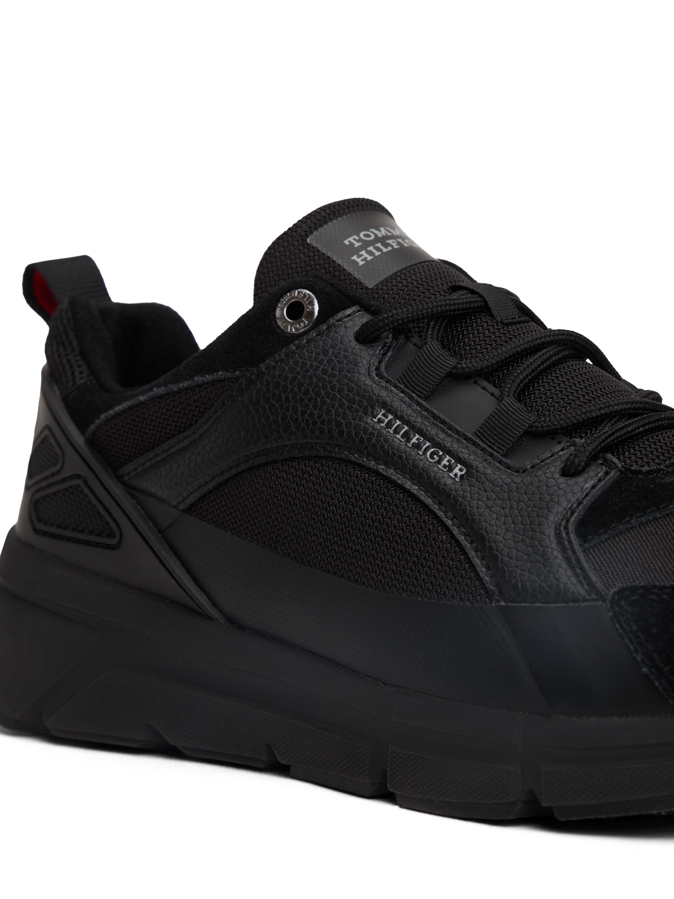 Tommy Hilfiger MODERN COMFORT RUN OUTDOOR Sneaker, Freizeitschuh, Schnürschuh im coolen Materialmix