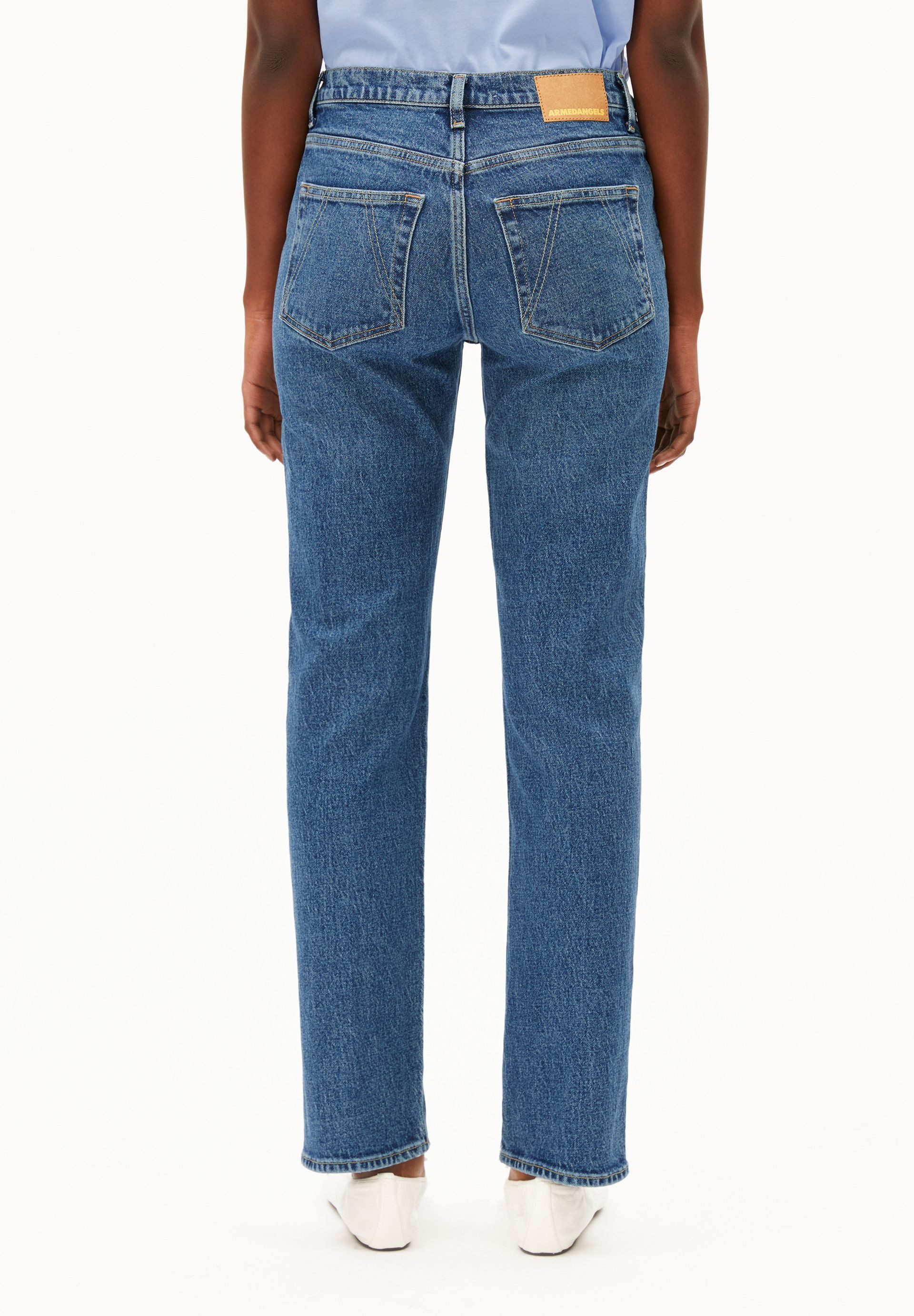Armedangels Straight-Jeans CARENAA (Comfort-Stretch, Slim Fit) Mid waist – Bild 4 von 5