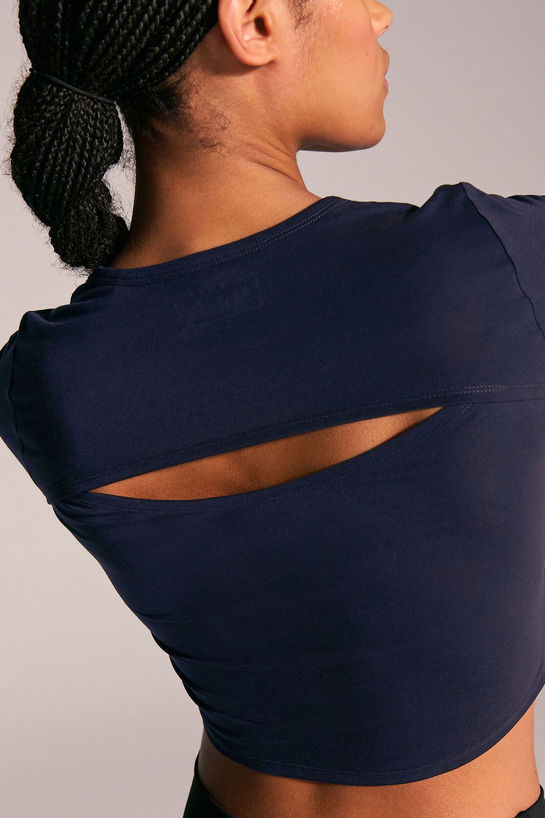 Next Yogashirt Kurzärmeliges Yogo-Oberteil mit Rückenausschnitt günstig online kaufen