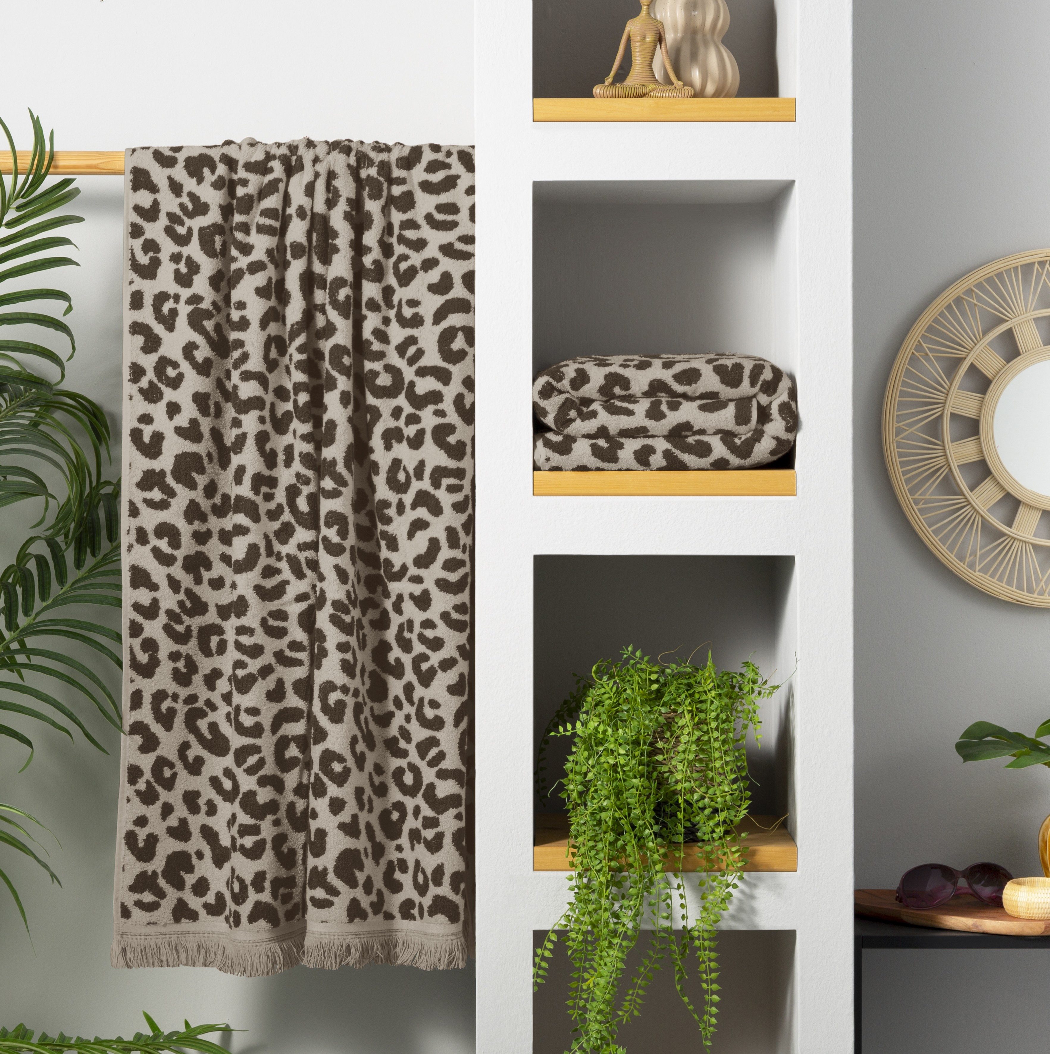 OTTO home Strandtuch Tiffani, Leopardenmuster, Premium Strandtücher 2-tlg, 500 gr/m², Frottier (2-St), 90x180 cm, Animal Print, Leo, modern, Urlaub, mit Fransen