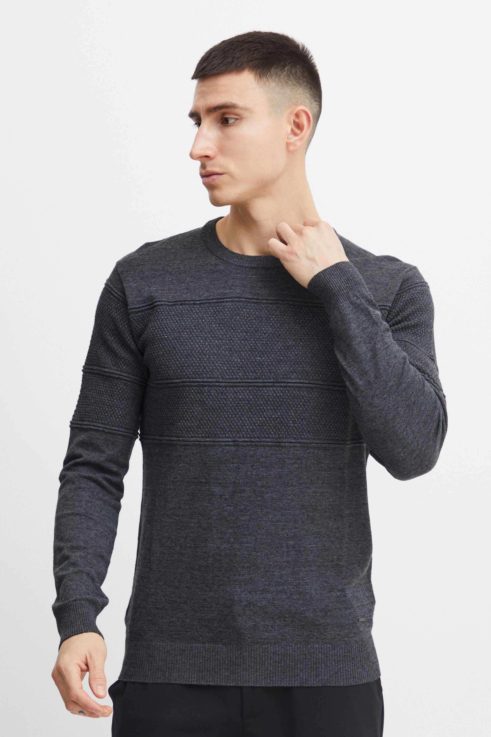 11 Project Strickpullover PRYannis Modischer Pullover
