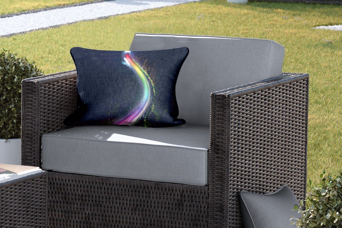 Regenbogenlicht auf Dekokissen Outdoor-Dekorationskissen, Polyester, MuchoWow Kissenhülle Dekokissenbezug, Straße, der