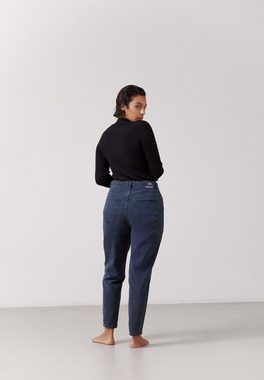 Armedangels Boyfriend-Jeans MAIRAA BLACKBLUE Damen Mom Fit aus Bio-Baumwolle (1-tlg) 5-Pocket-Style