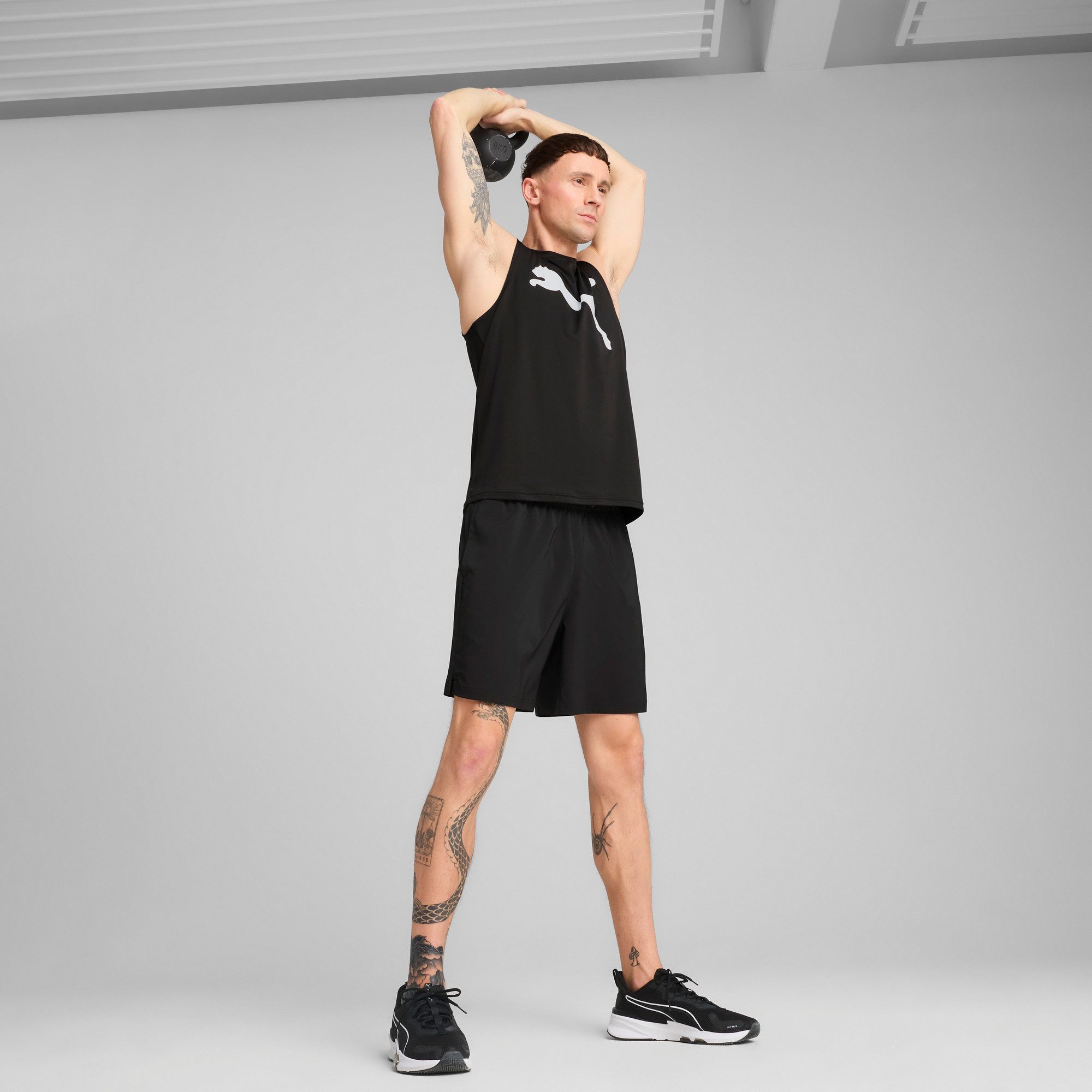 PUMA Trainingsshorts M TAD ESSENTIALS 7 WOVEN SHORT atmungsaktives Material, mit DryCELL Technologie, mit Tunnelzugbund