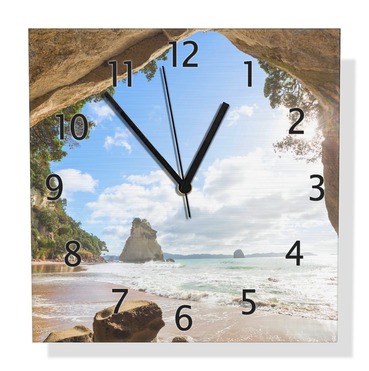 Wallario Wanduhr Felsbogen mit Blick aufs Meer (Aluverbunduhr)