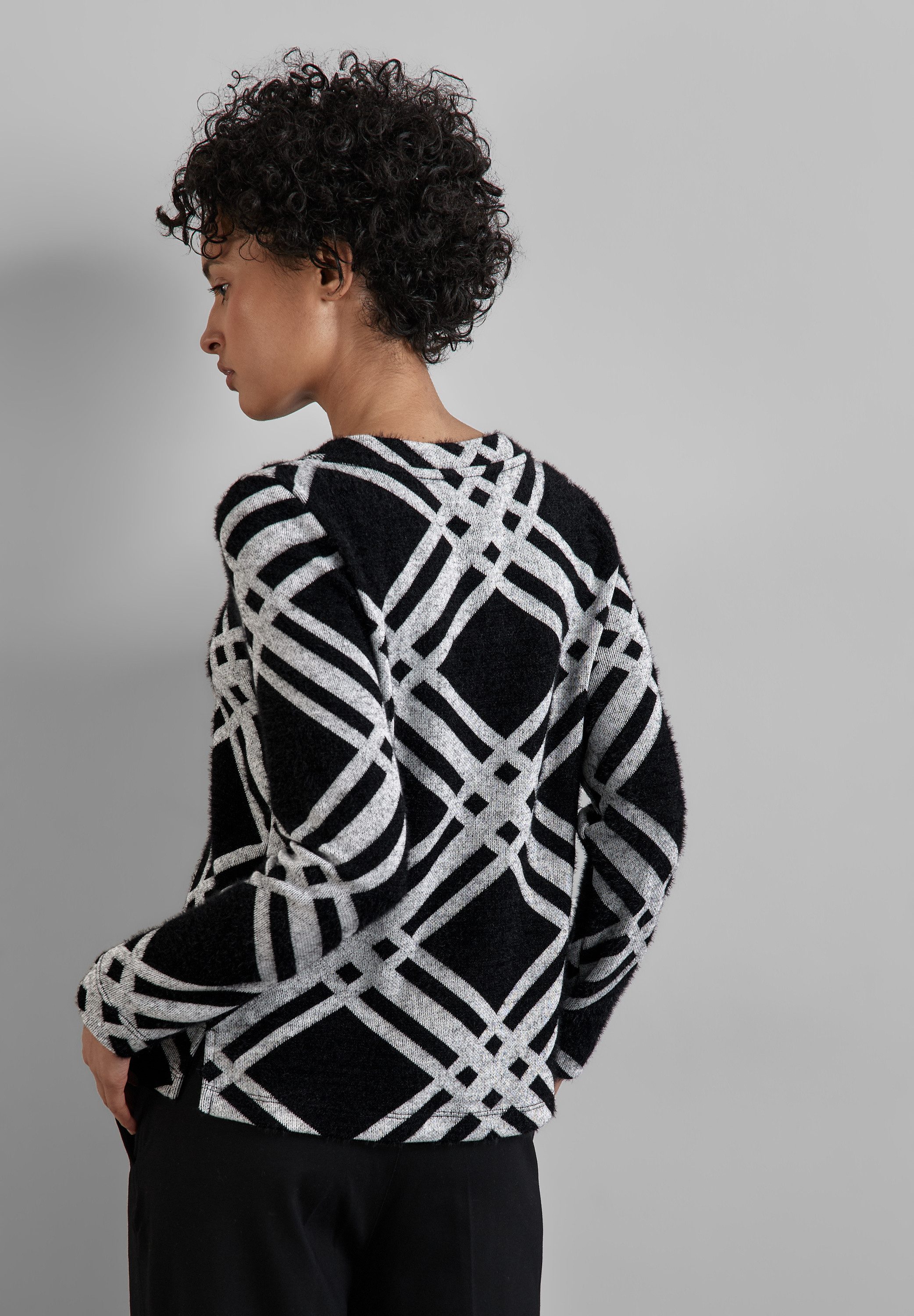 STREET ONE Langarmshirt mit U-Boot-Ausschnitt