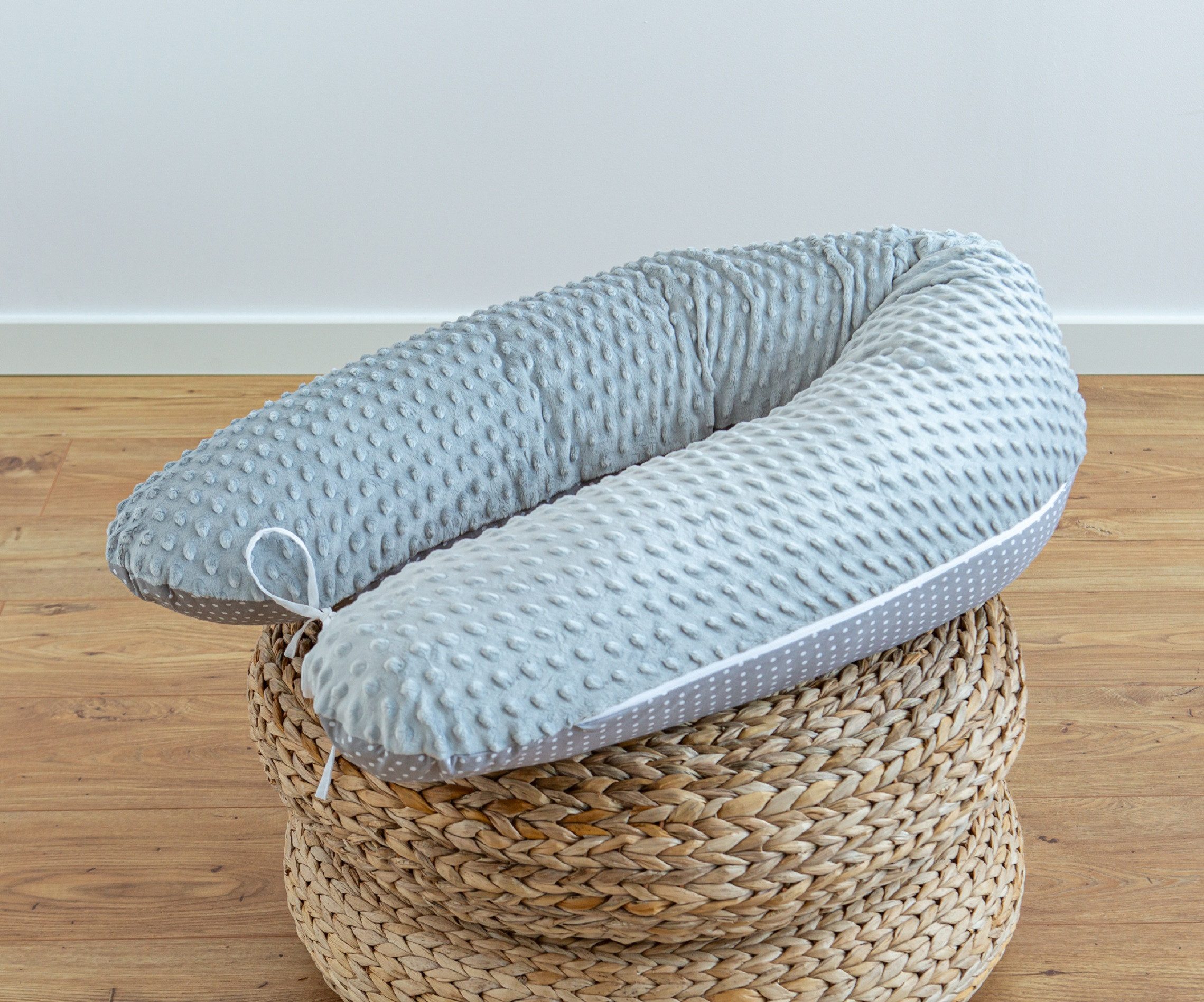 Loolay Seitenschläferkissen Mini PUNKTE Grau Baumwolle/ MINKY Schwangerscha günstig online kaufen