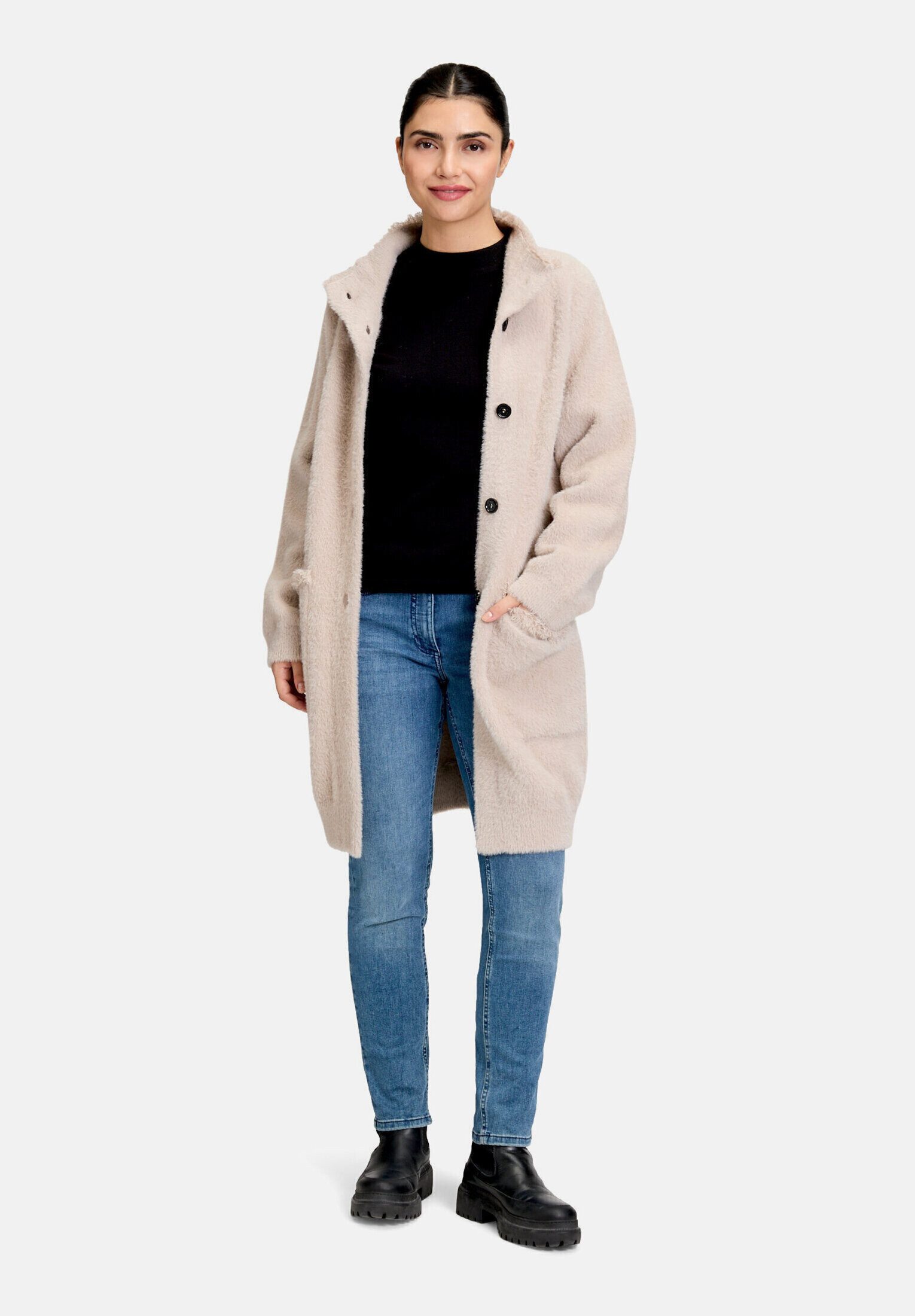 Amber & June Strickjacke Damen mit aufgesetzter Brusttasche (1-tlg)