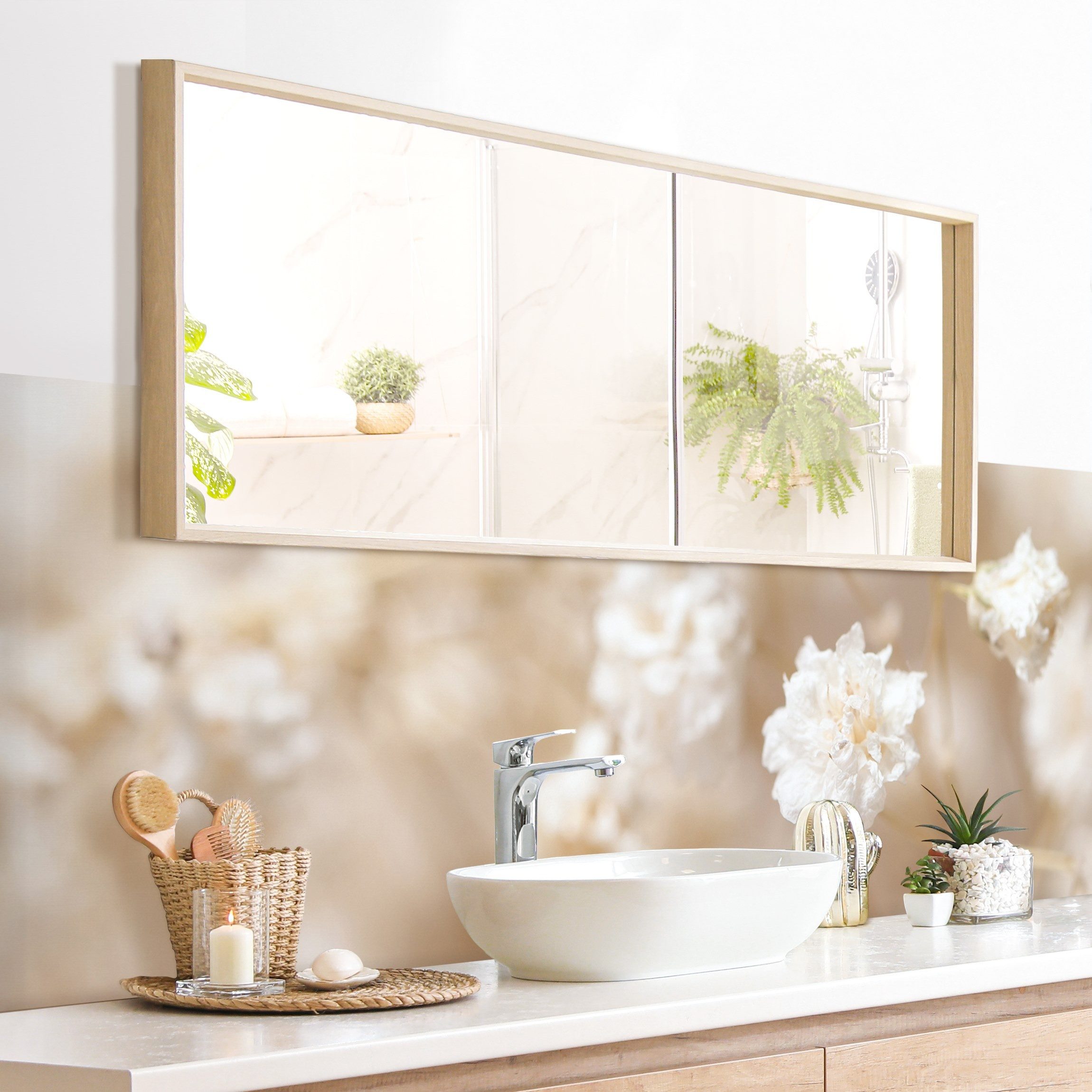 Bilderdepot24 Badrückwand beige fugenlose Wandverkleidung Bad Landhaus, (Hartfolie matt » Selbstklebend SMART 0,35 mm), wasserfestes Wandpaneel Blütenträume Creme