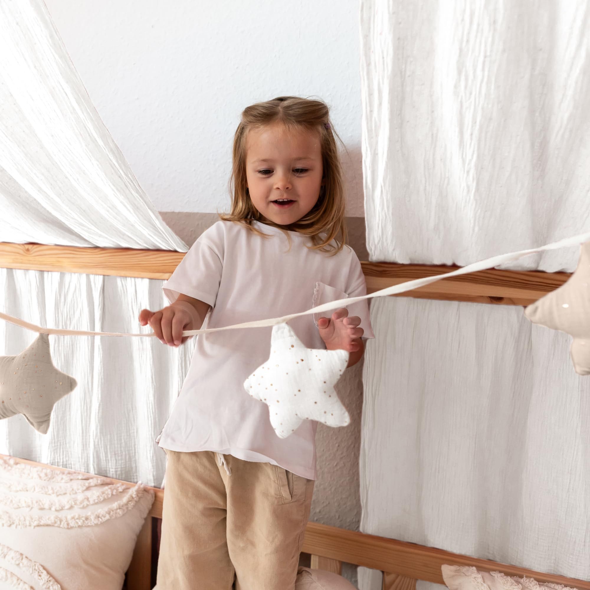 lilimaus Wimpelkette Sternenkette für Kinderzimmer - handgenähte Stoff-Girlande, handgefertigte Stoff-Girlande ca. 300 cm - Wimpel oder Sterne