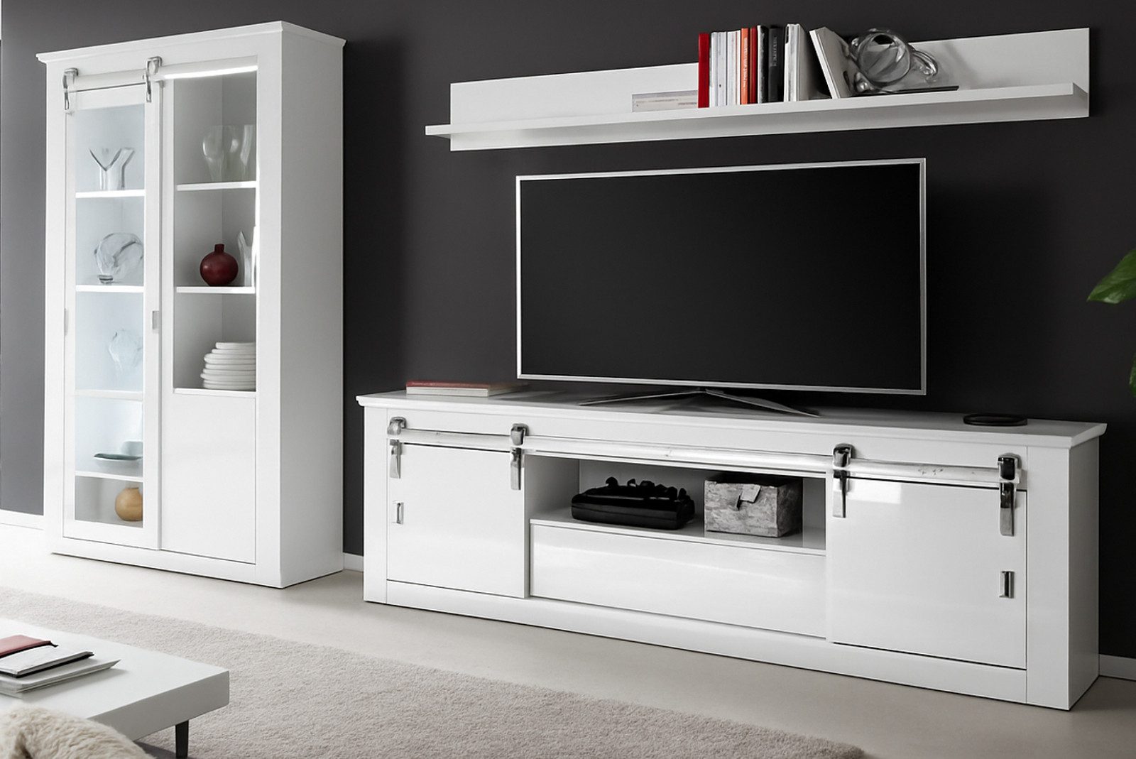 Furn.Design Wohnwand Miami, (Wohnzimmer Kombination in Weiß Hochglanz mit Chrom, 3-teilig, 349 x 201 cm), mit Schiebetüren und Soft-Close