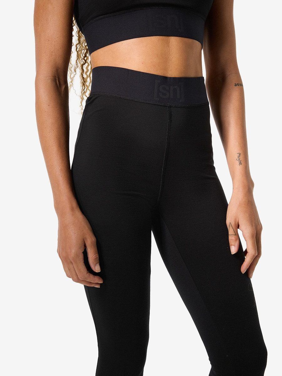SUPER.NATURAL Thermounterhose für Damen, Merino W LUX BASE TIGHT bietet luxeriöse Optik und Komfort