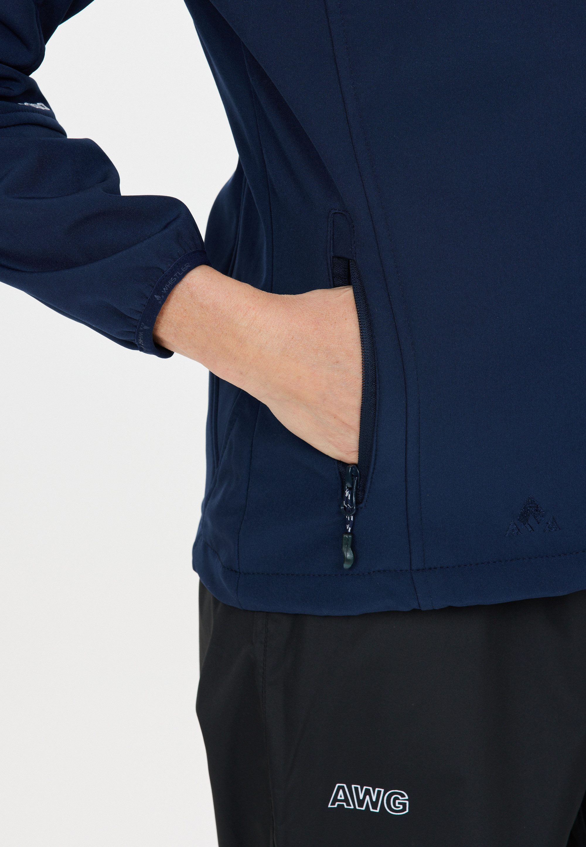 WHISTLER Softshelljacke Covina mit wasser- und winddichtem Funktionsmaterial