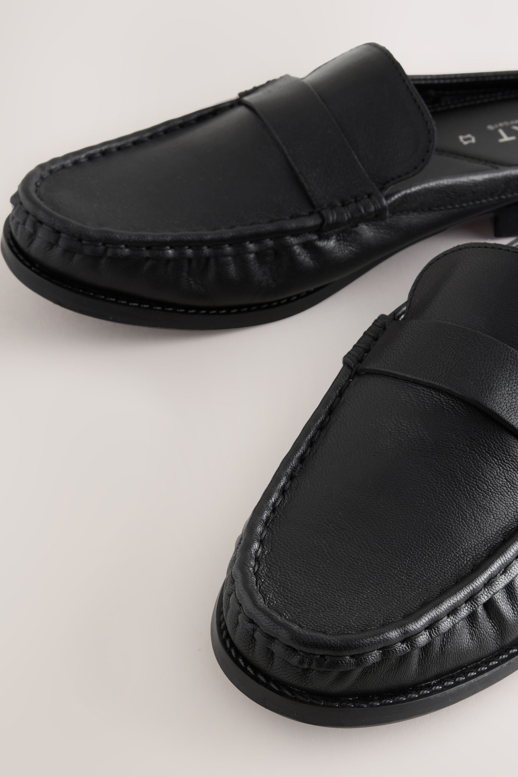 Next Forever Comfort® Leder-Loaferpantoletten Loafer (1-tlg)