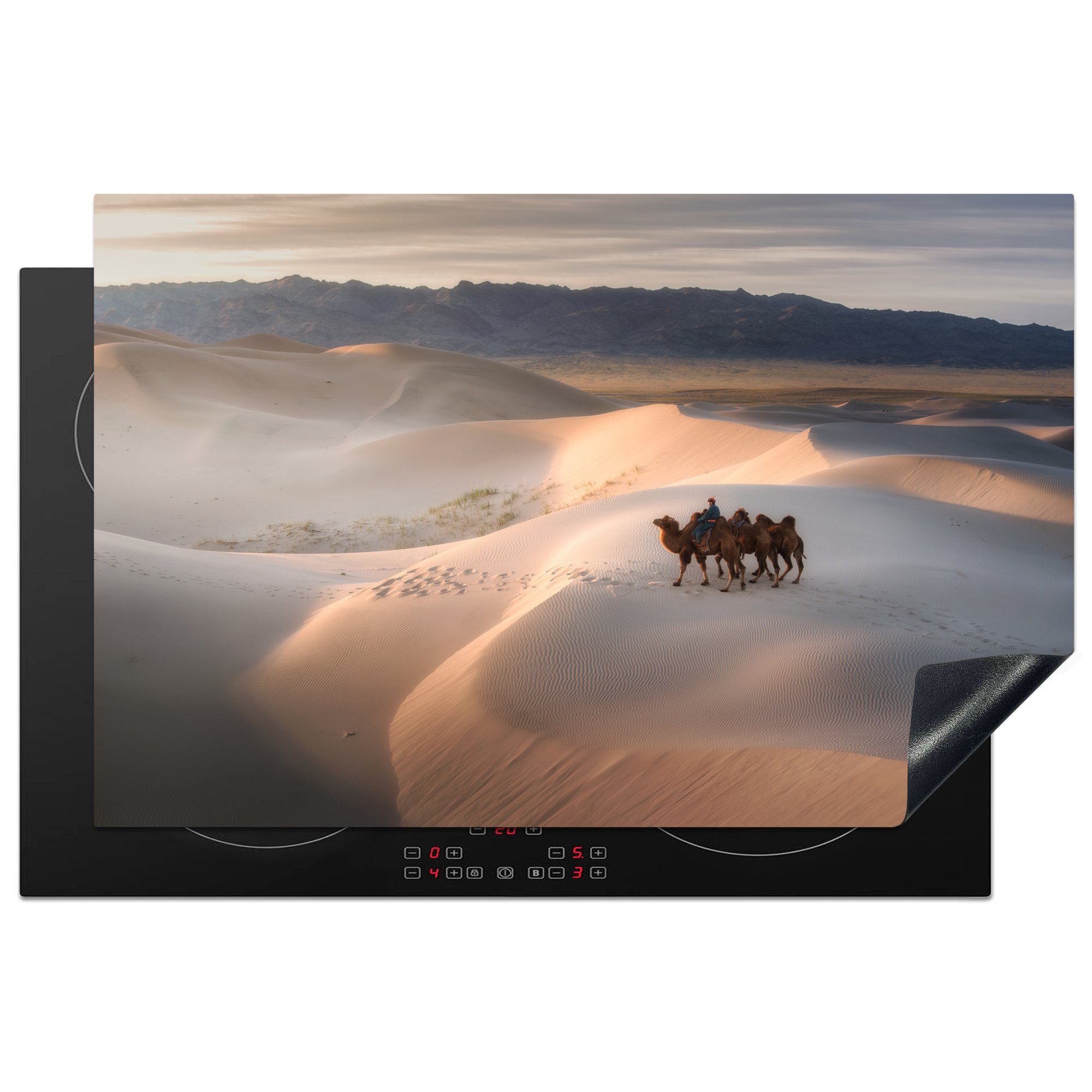 MuchoWow Herdblende-/Abdeckplatte Mann auf Kamel mit zwei anderen Kamelen in der Wüste Gobi, Mongolei, Vinyl, (1 tlg), 81x52 cm, Induktionskochfeld Schutz für die küche, Ceranfeldabdeckung