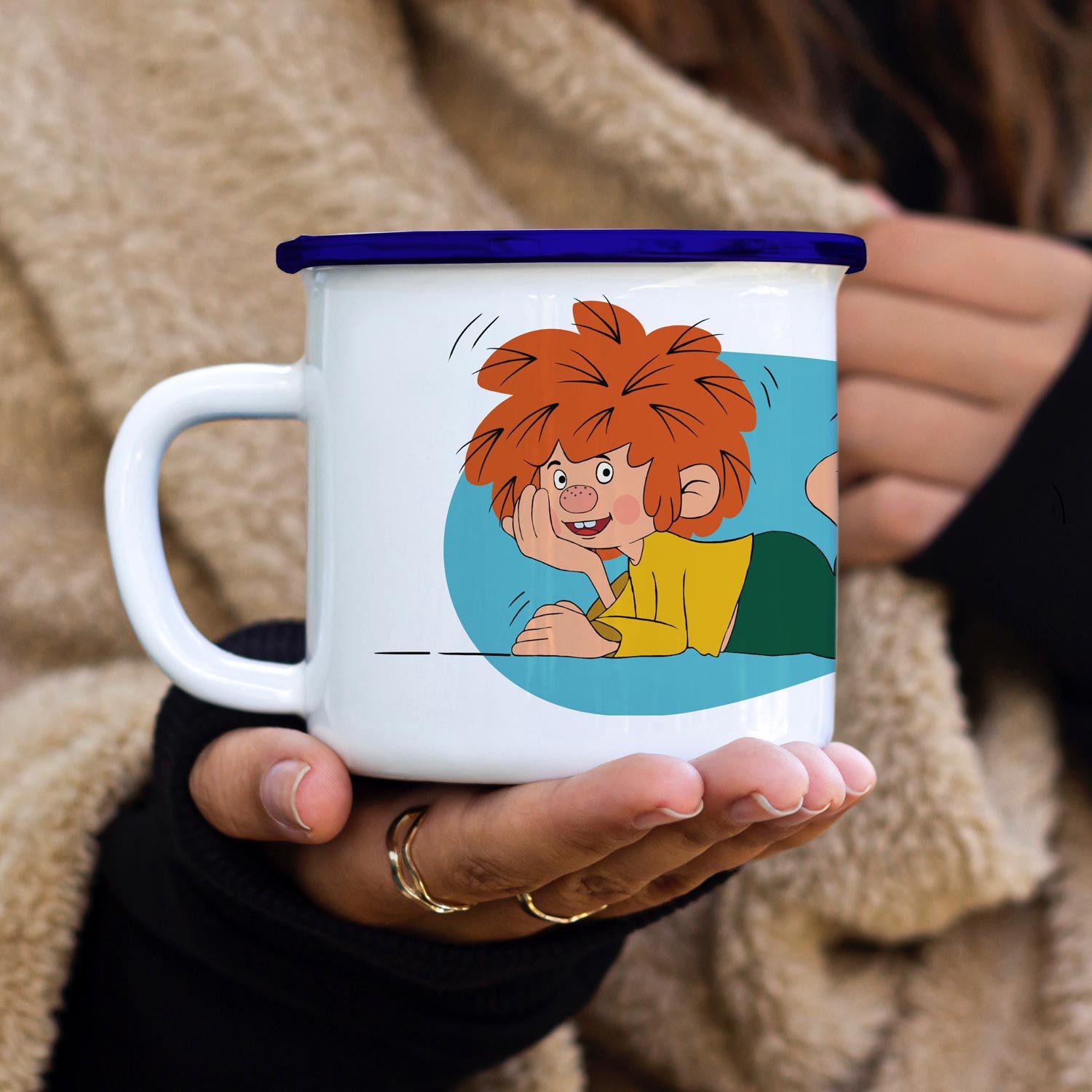 Bavariashop Tasse ®Pumuckl Emailletasse "Schaumamoi" • 350 ml, Hochwertiges Emaille, Lokal gefertigt, In Handarbeit hergestellt.