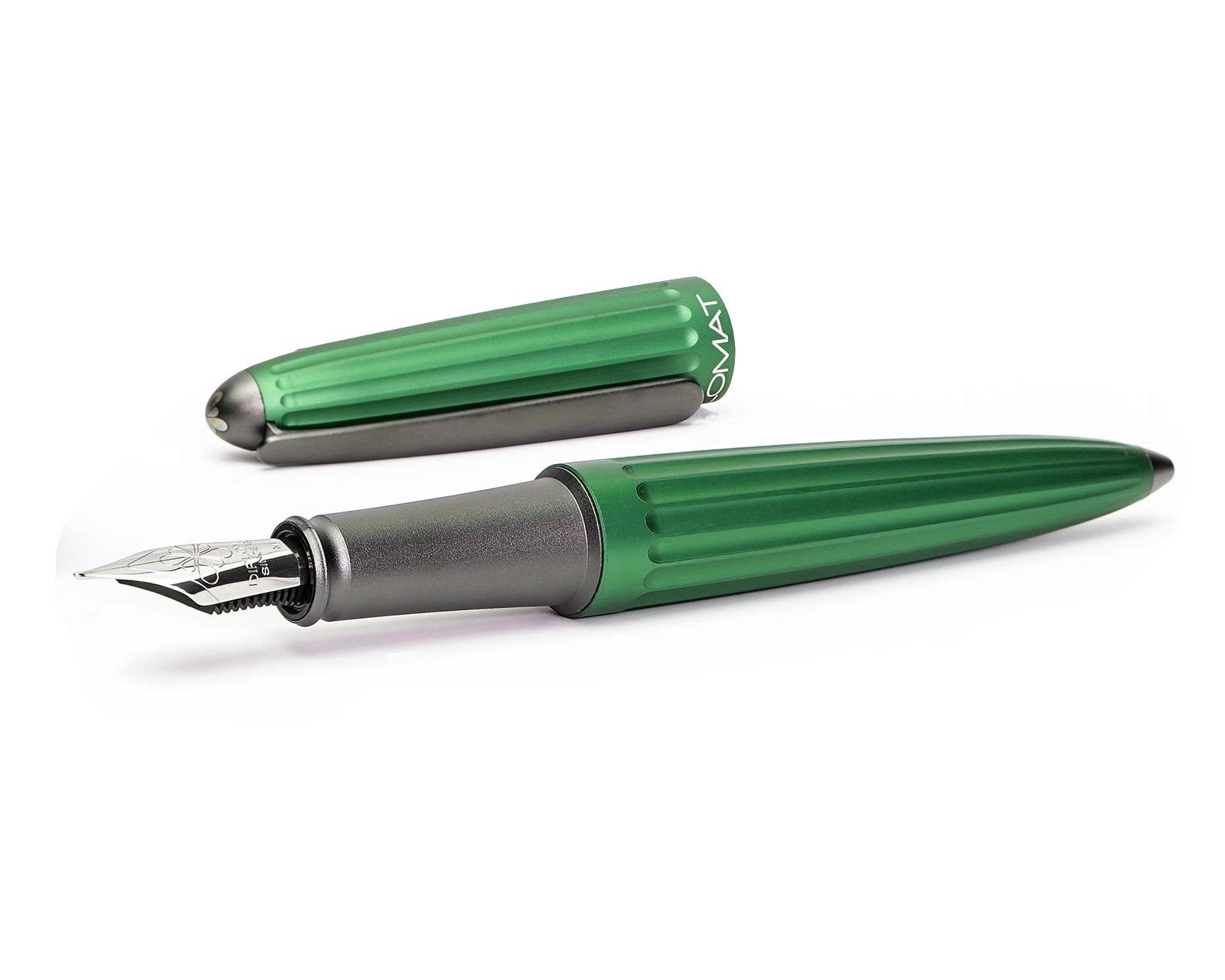 DIPLOMAT Füllhalter von mit MADE Schreibtinte mit (Komplett-Set grün Schreibtinte, Moosgrün Octopus und GERMANY Aero Tintenkonverter, Holzetui), Fluids IN