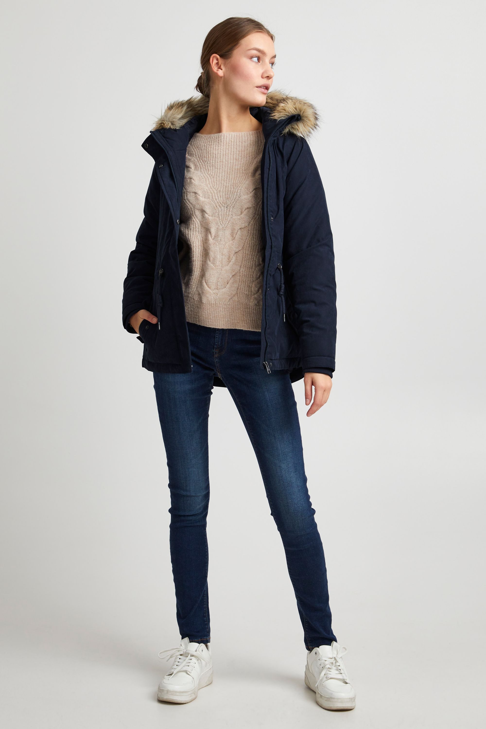 OXMO Winterjacke OXLona Kurze Winterjacke mit günstig online kaufen