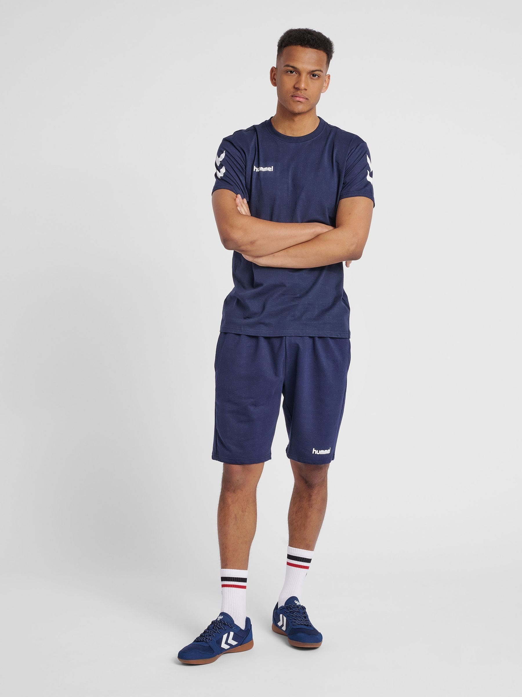 hummel Sweatshorts Kurzes Design Basic Sweat Pants HMLGO HMLGO COTTON BERMUDA SHORTS