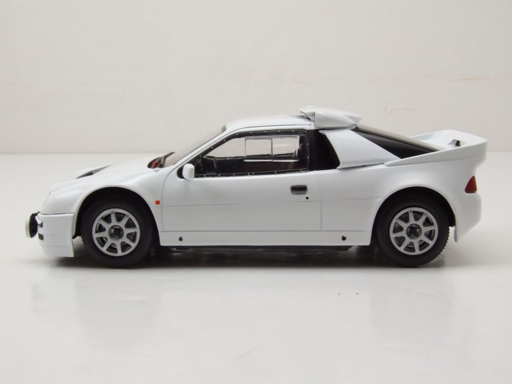 Whitebox Modellauto Ford RS 200 1984 weiß, Maßstab 1:24