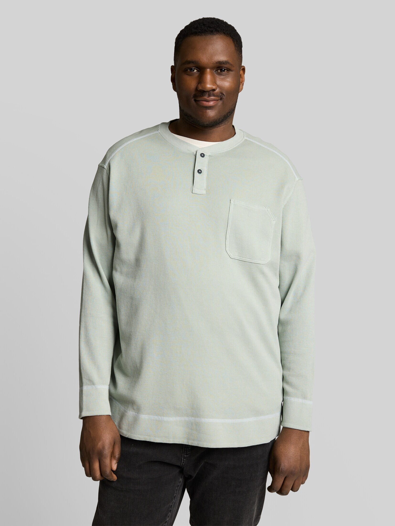 TOM TAILOR PLUS Langarmshirt T-Shirt Plus Size - Henley Langarmshirt mit Waffelstruktur