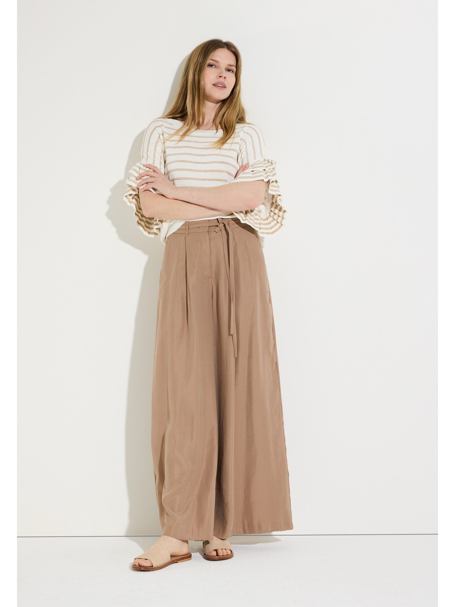 MORE&MORE Rundhalspullover weiter Glanzstreifen- Pullover, Volantärmel