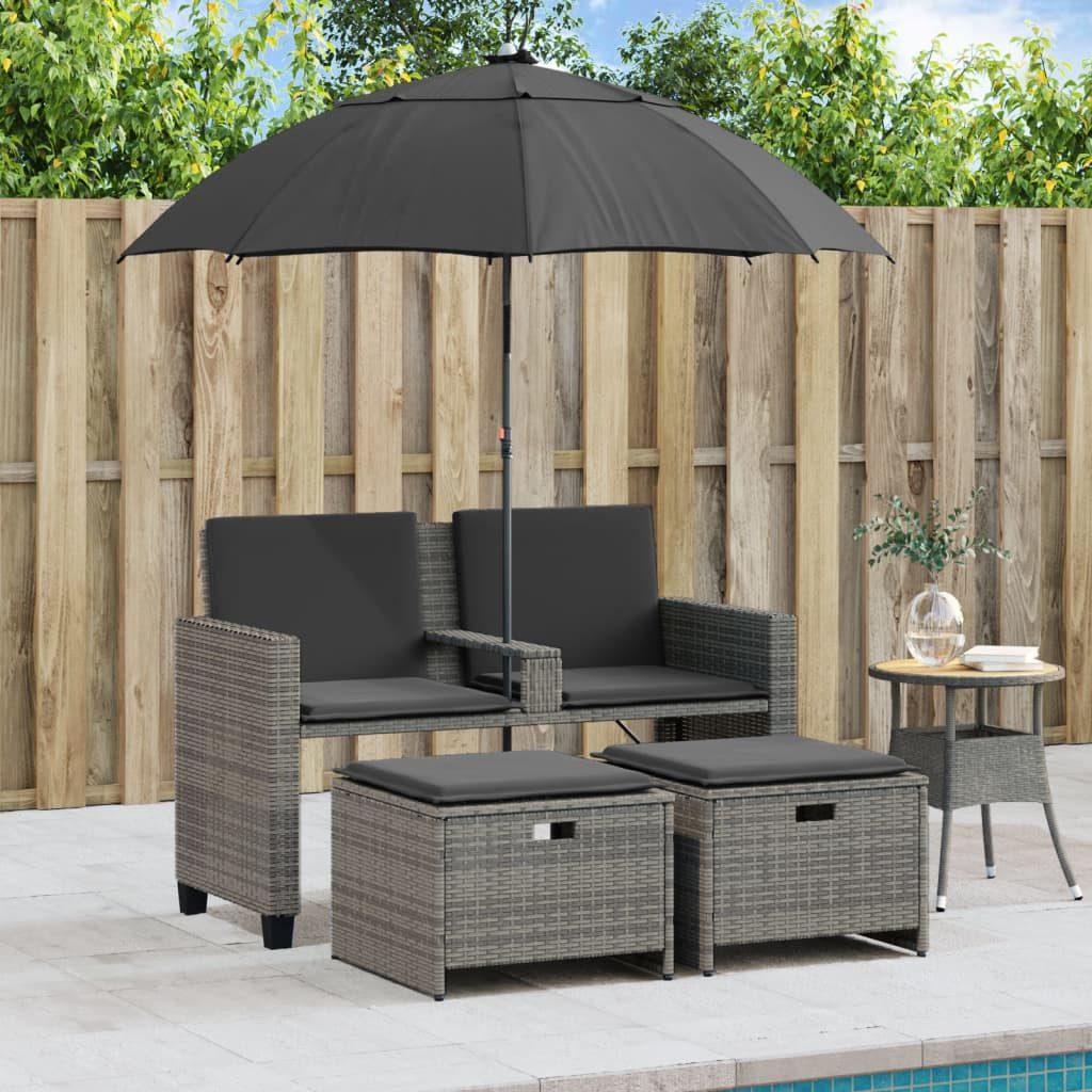 vidaXL Loungesofa Gartensofa 2-Sitzer Sonnenschirm und Hocker Grau Poly Rattan, 1 Teile