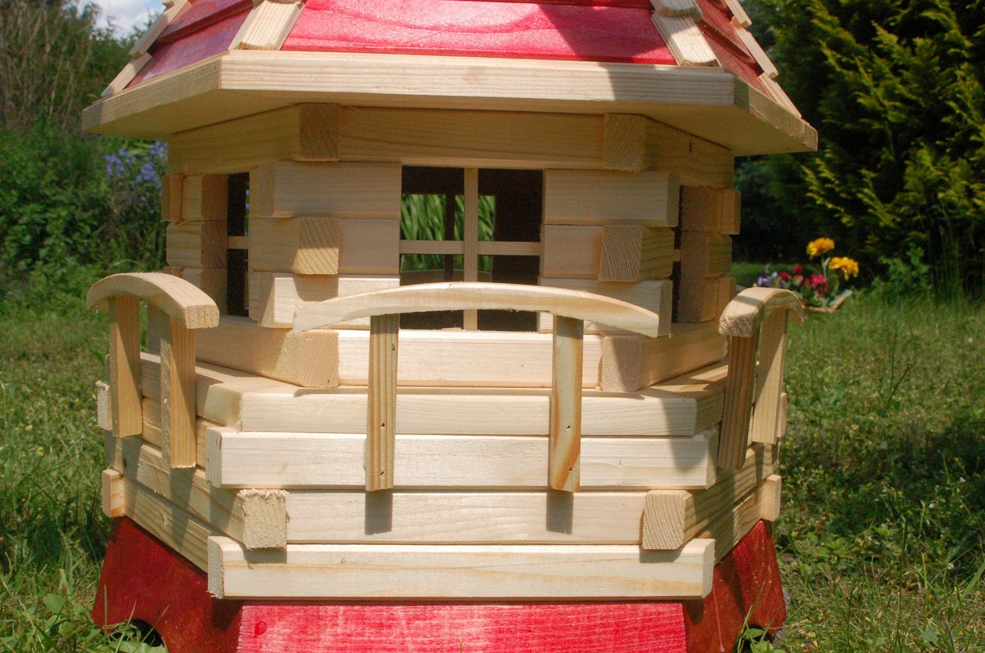 DSH DEKO SHOP HANNUSCH Gartenfigur Garten-Windmühle mit Lamellendach – Höhe 1,25m