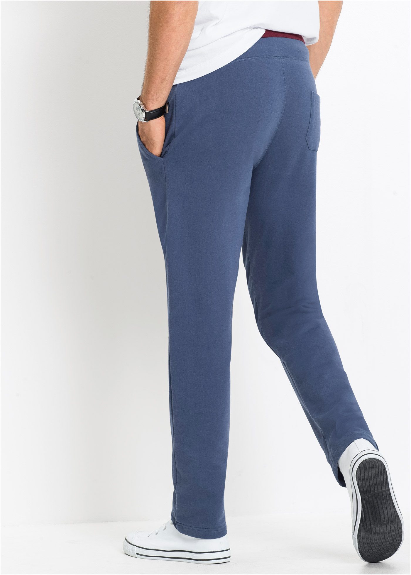 bonprix Jogginghose mit elastischem Bund, mit Kordelzug, regular fit, mit Gesäßtasche