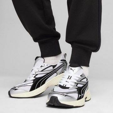 PUMA Morphic Retro Sneaker