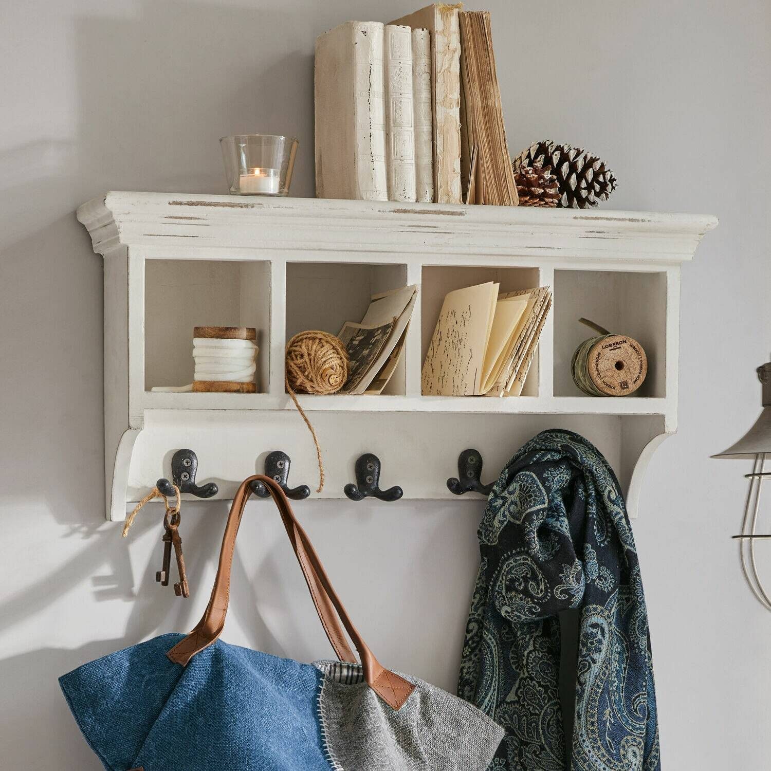 Mirabeau Wandregal Garderobe Gualado antikweiß
