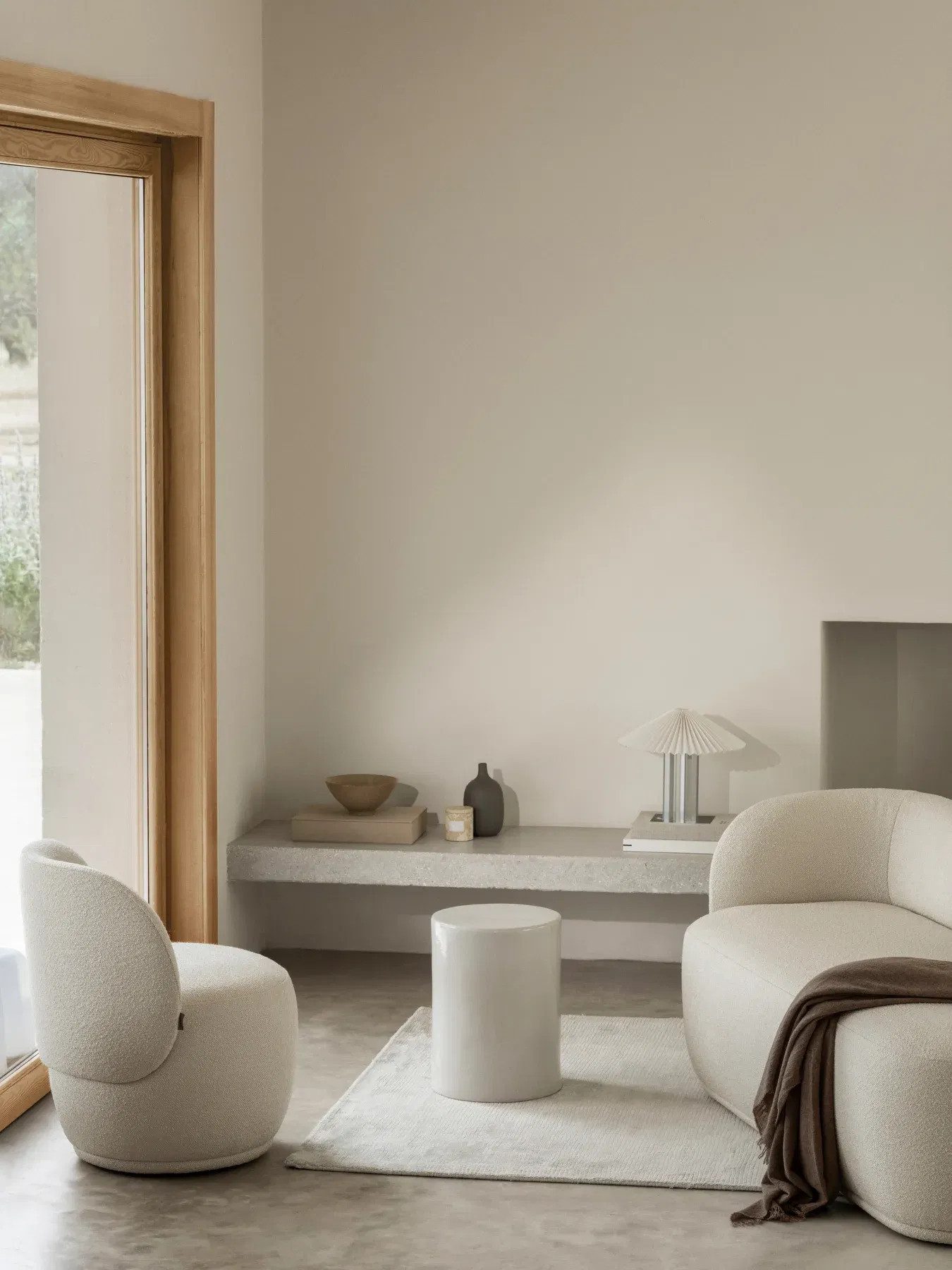 blomus Sitzhocker Blomus Hocker TORU lily white weiß, Ø35x43cm