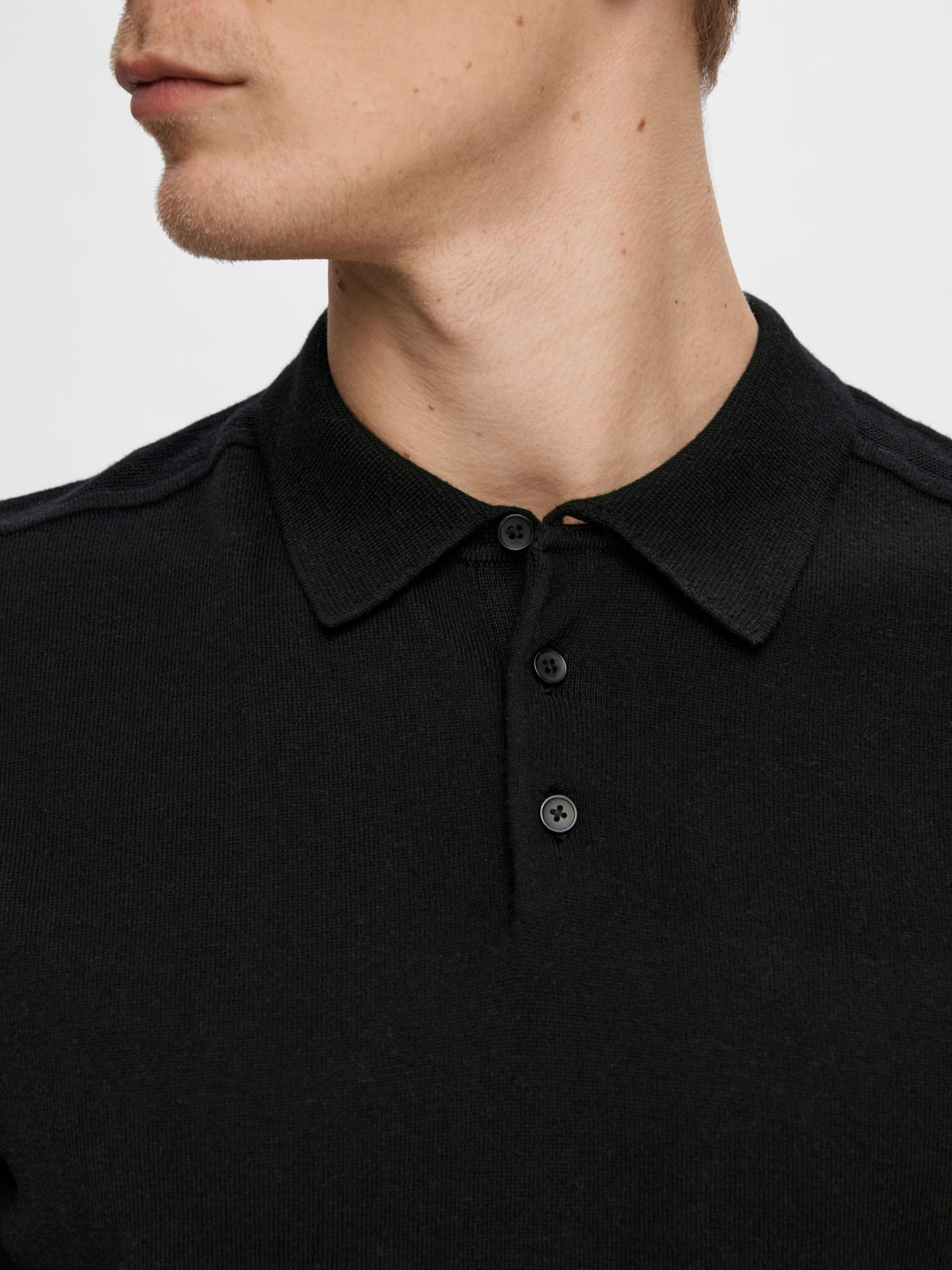 Selected Poloshirt SLHBERG SS KNIT POLO NOOS aus Feinstrick