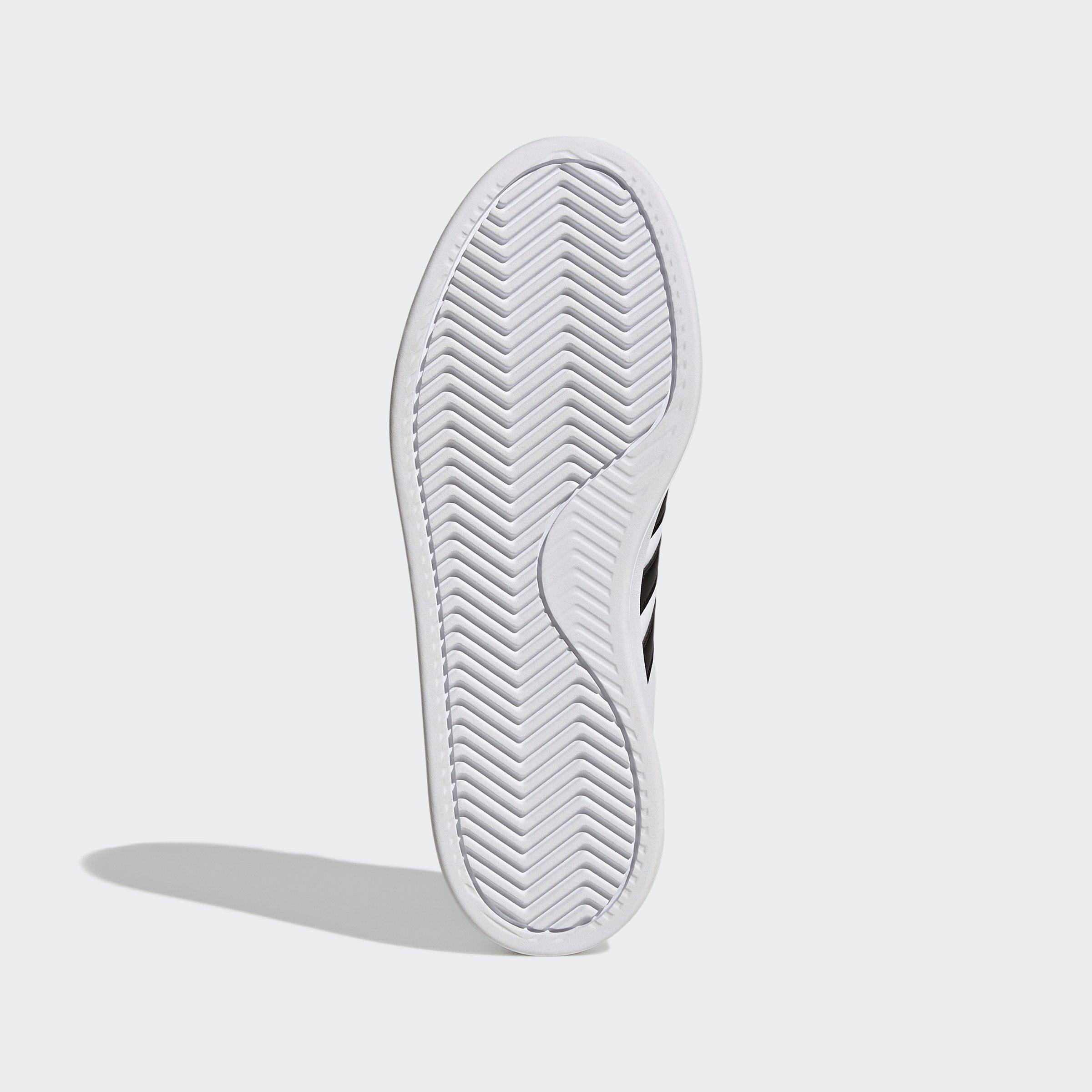 adidas Sportswear GRAND COURT den Design COMFORT COURT Core LIFESTYLE Spuren / White Core Superstar CLOUDFOAM Cloud / Black Black des adidas auf Sneaker