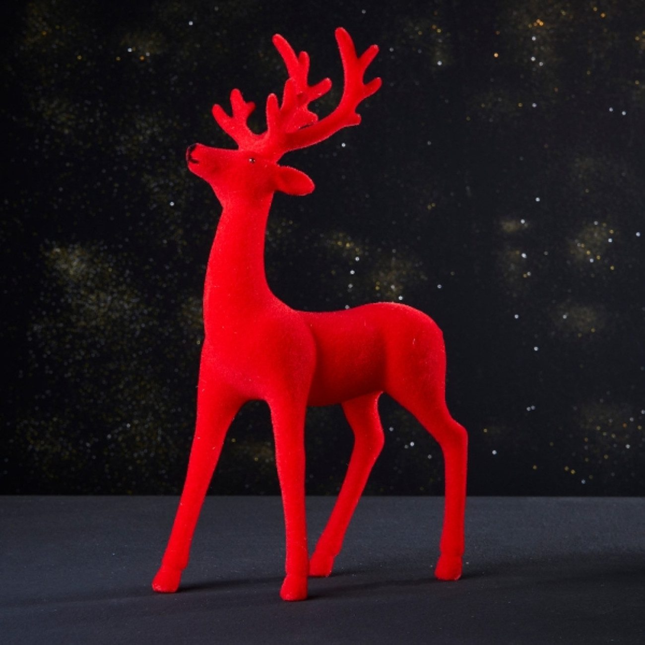 Macosa Home Dekofigur Deko Rentier stehend bunt 29 cm Weihnachtsdeko (Winterdekoration, Weihnachtsdeko Weihnachten), Blau Rot oder Rosa Dekorentier
