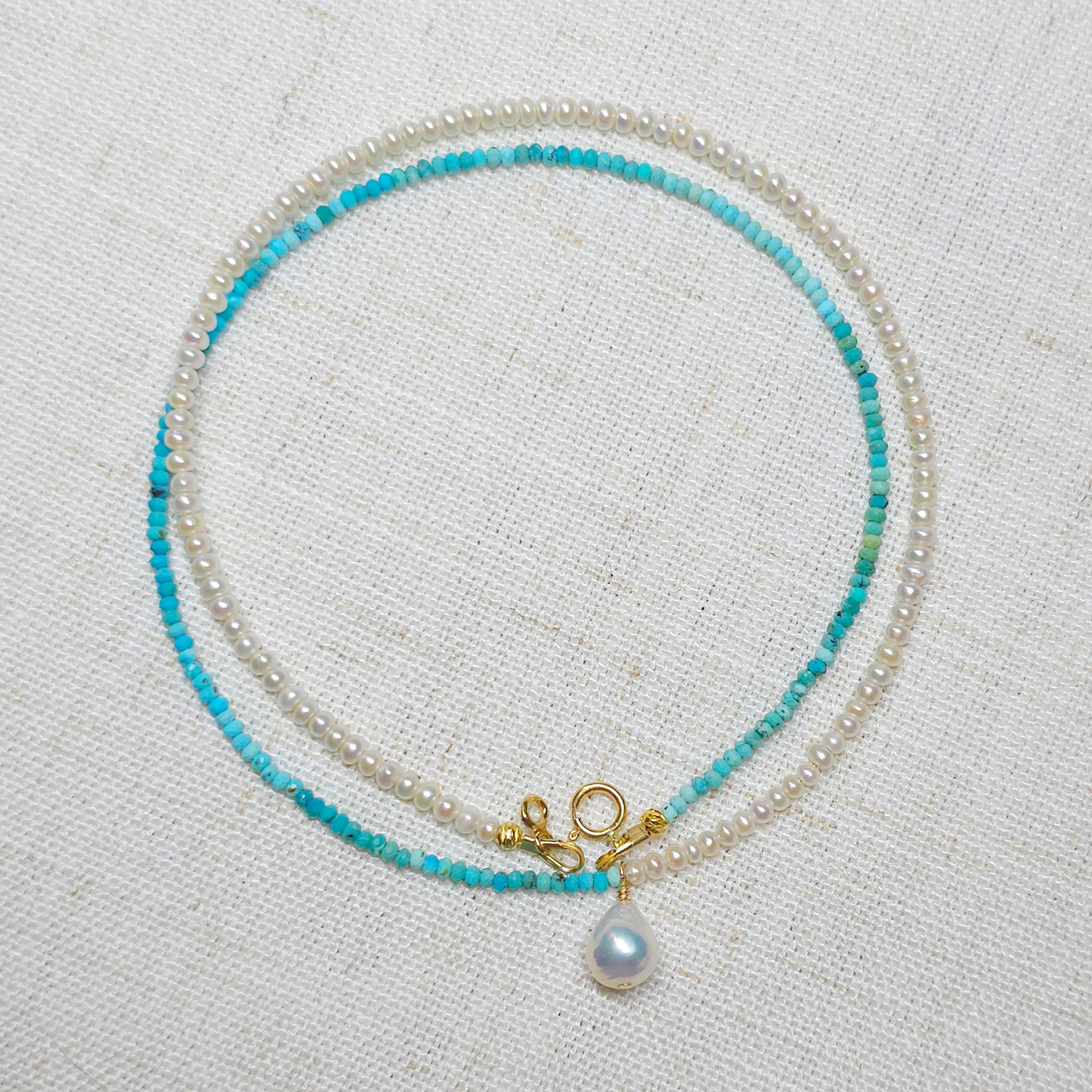 GOLDEN Kette mit Anhänger Natürliche Perlen mit Türkis Choker, Zierliche Naturstein Halskette