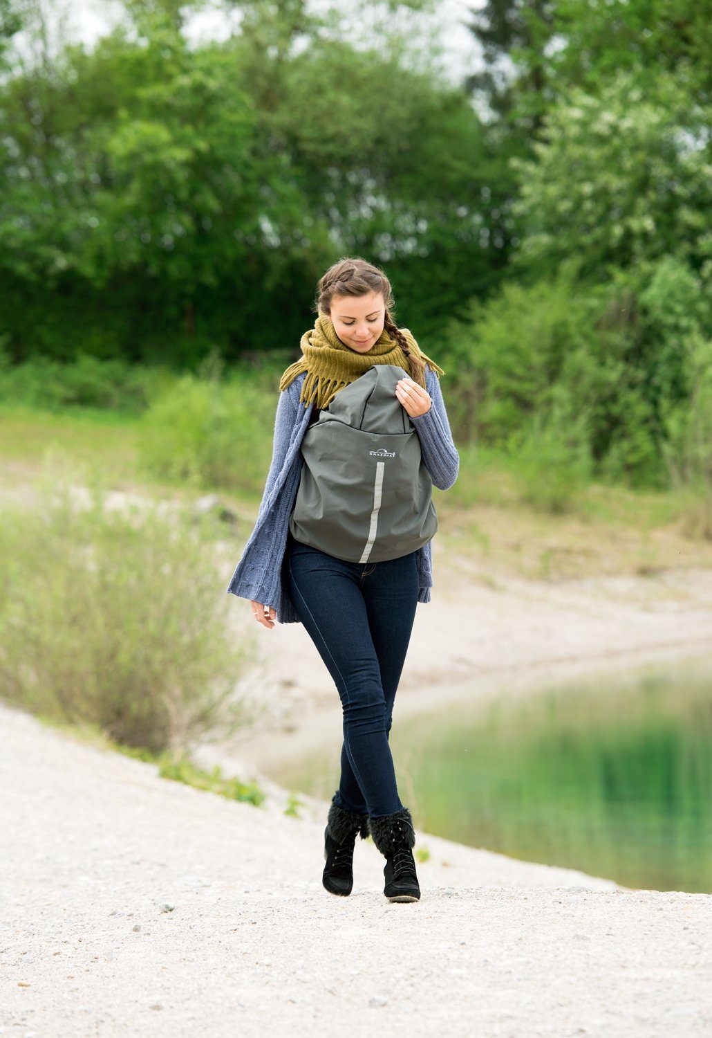 Amazonas Tragetuch Softshell Cover: Wasserabweisender Schutz für alle Babytragen